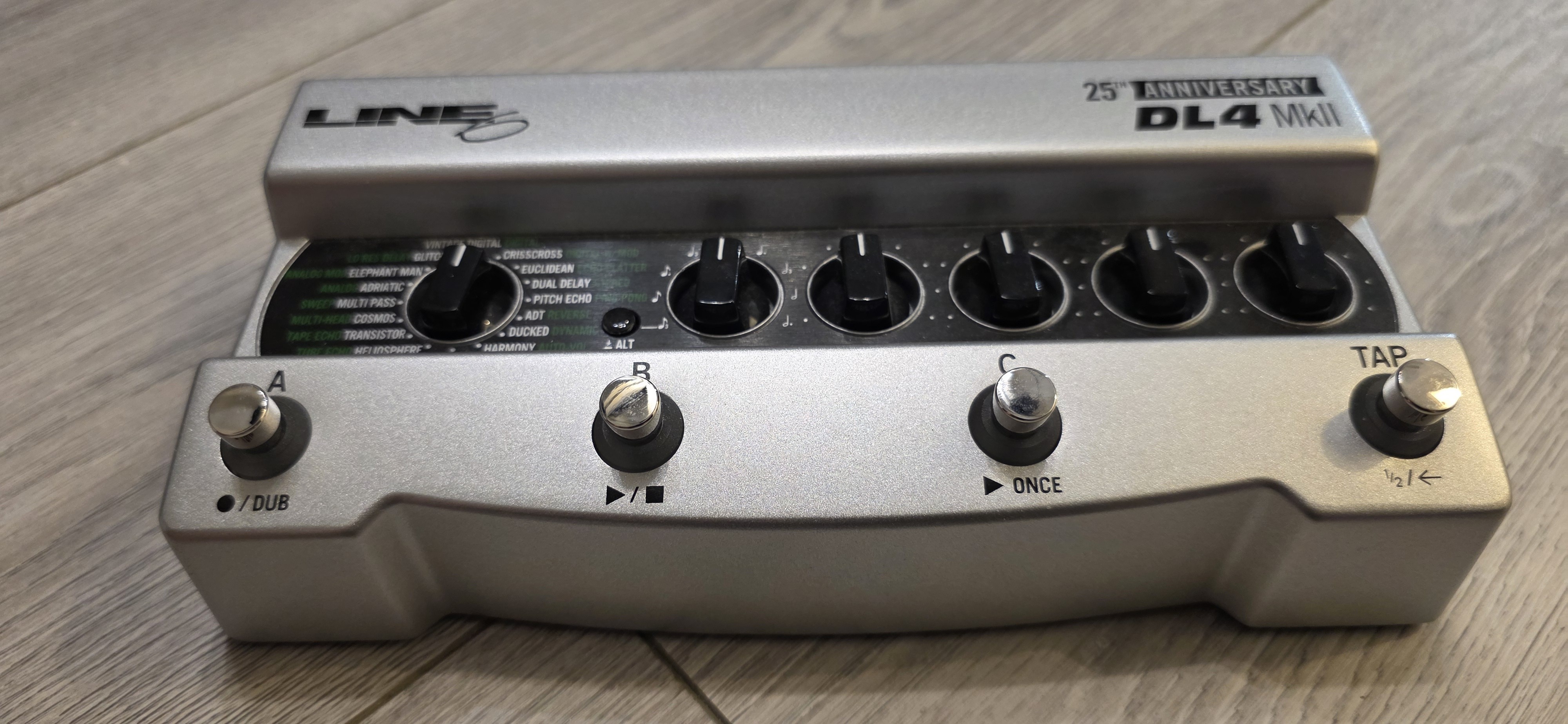 Line 6 DL4 MkII en édition limitée 25th Anniversary