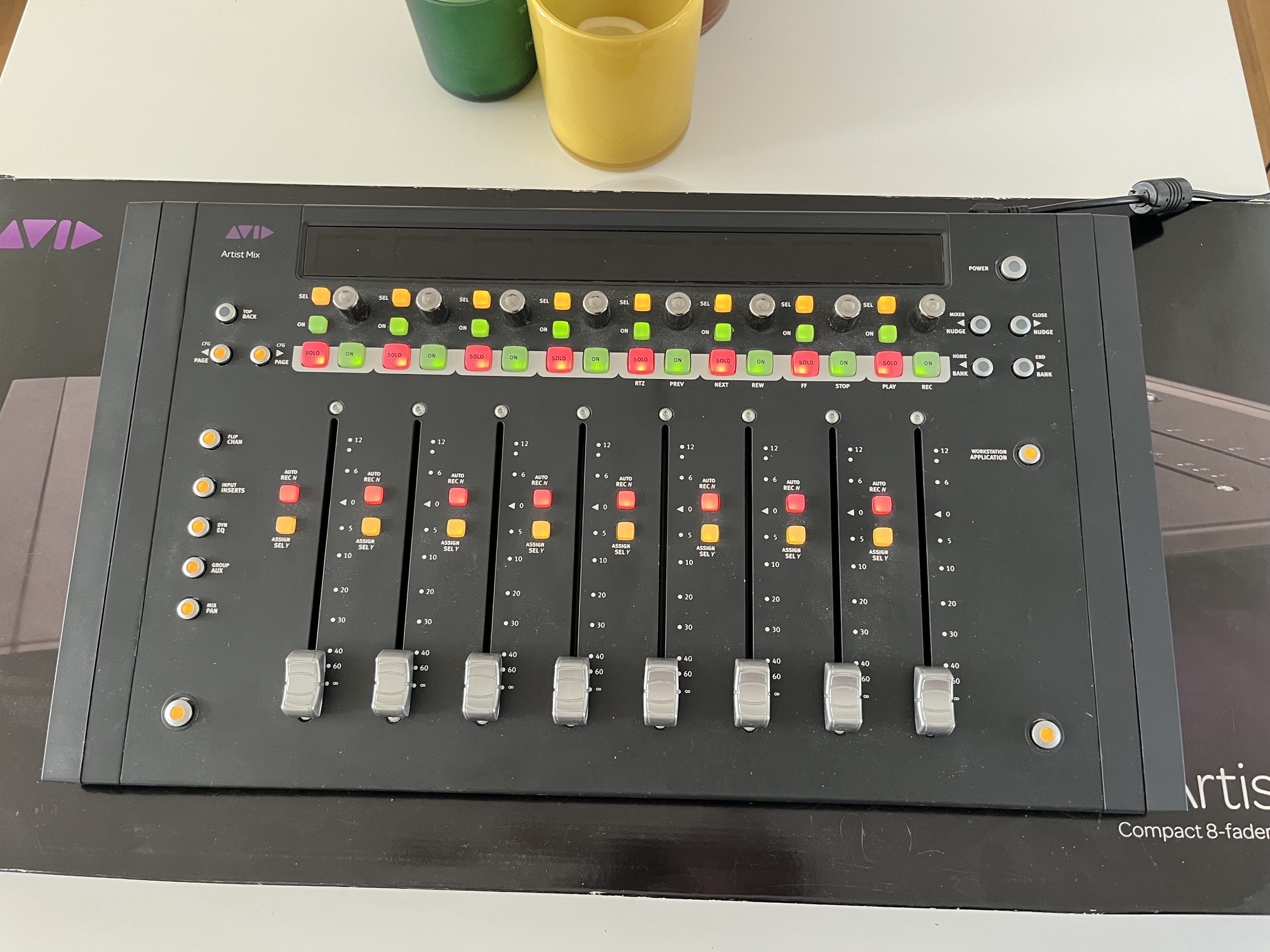Vends AVID Artist Mix V2 en parfait etat !
