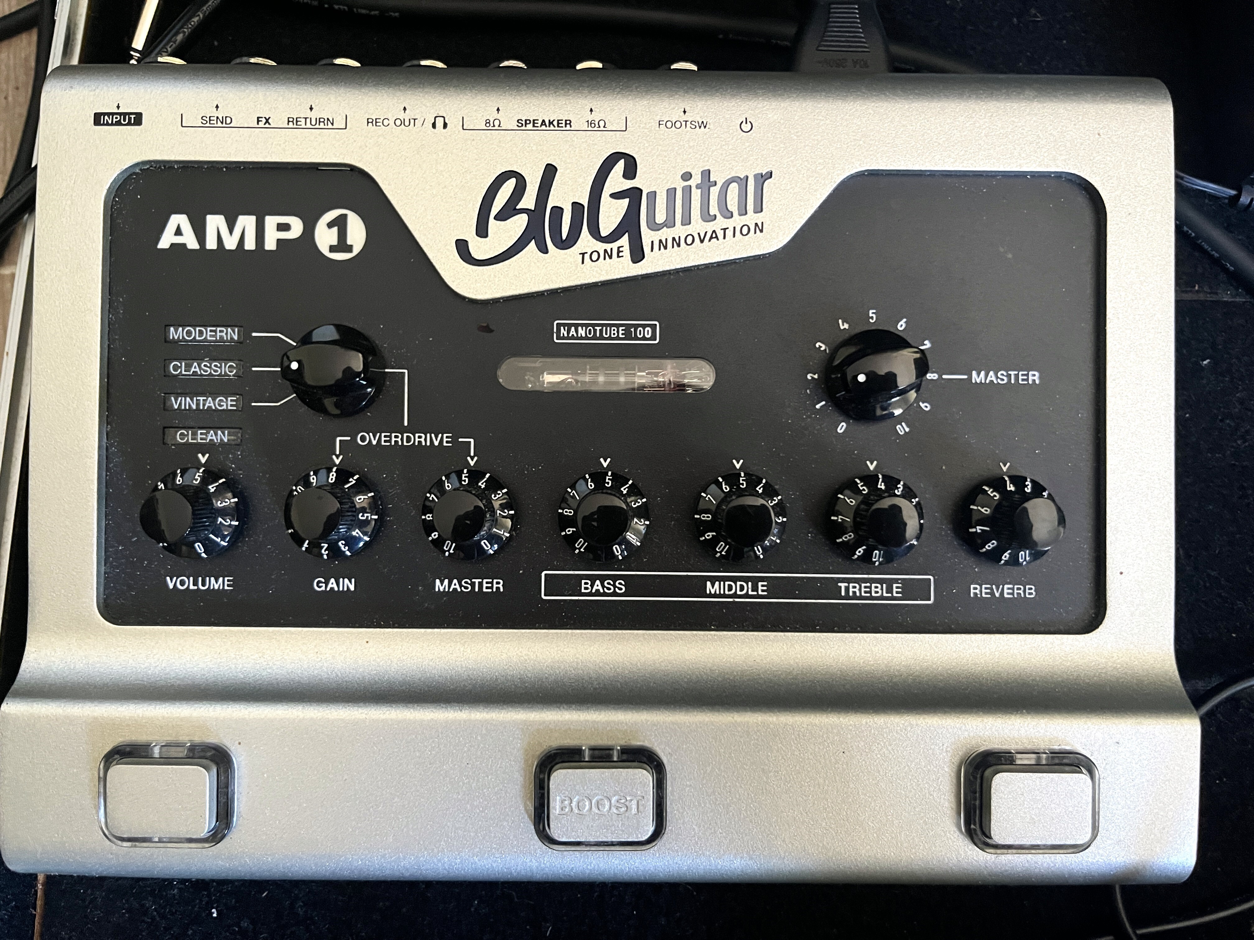 Vends BluGuitar AMP1 Mercury Edition