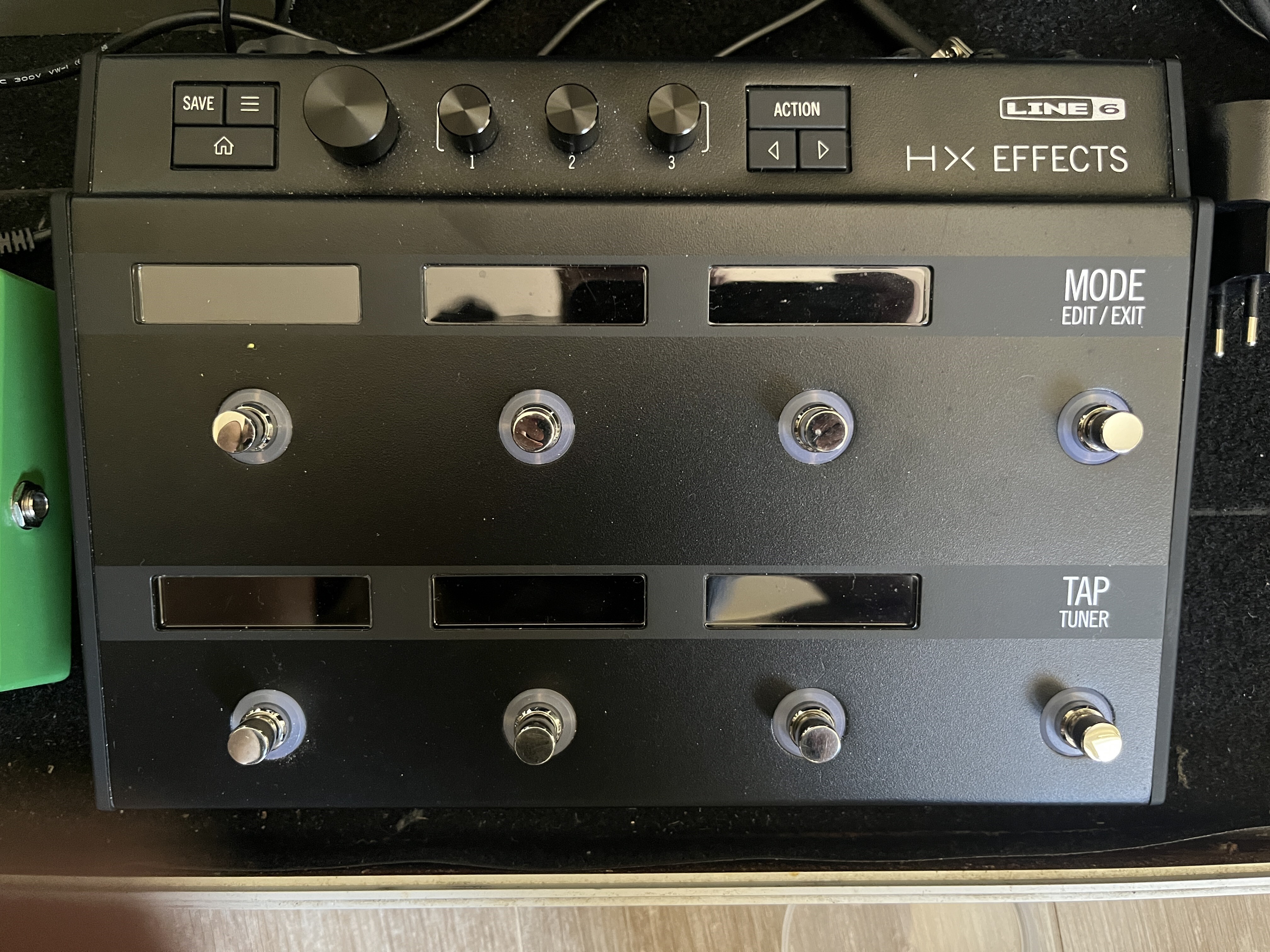 Vends line 6 HX Effects