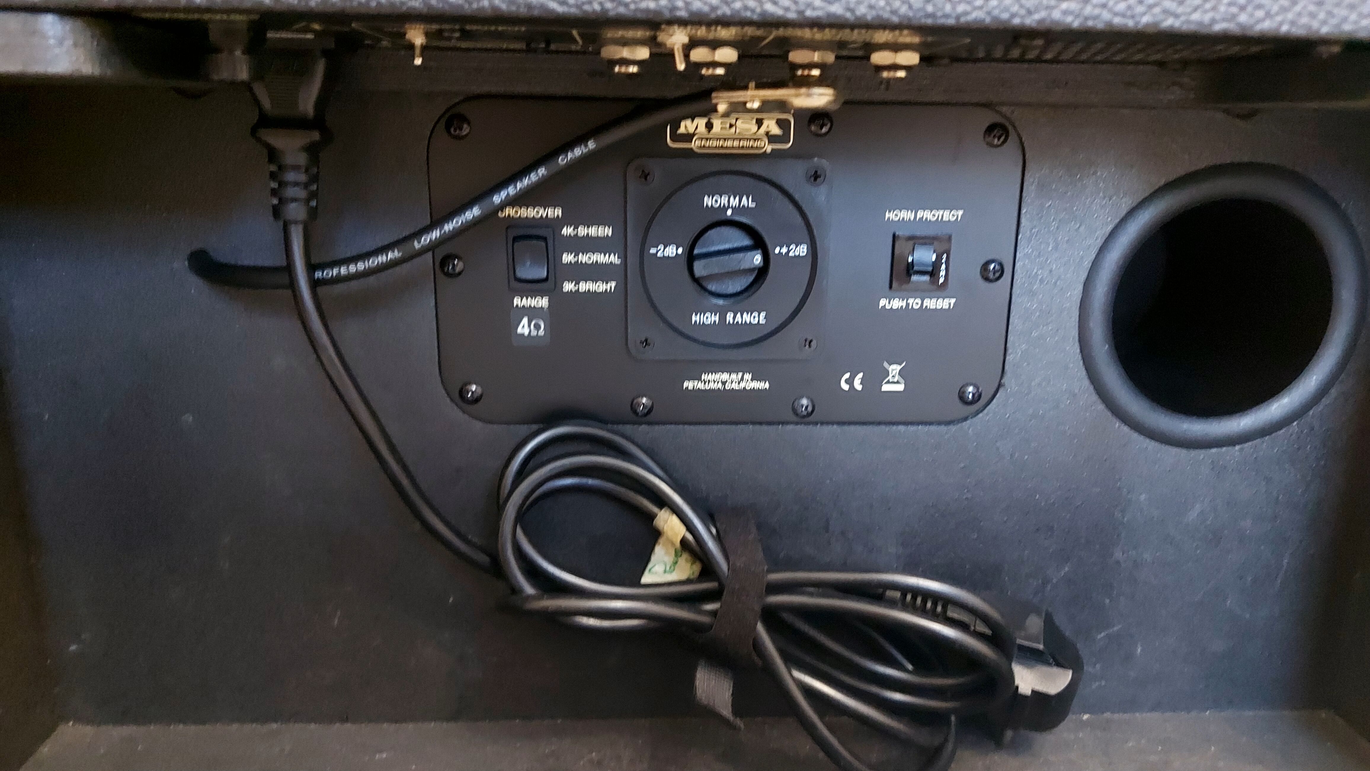 Vends Mesa Boogie Walkabout Scout 115