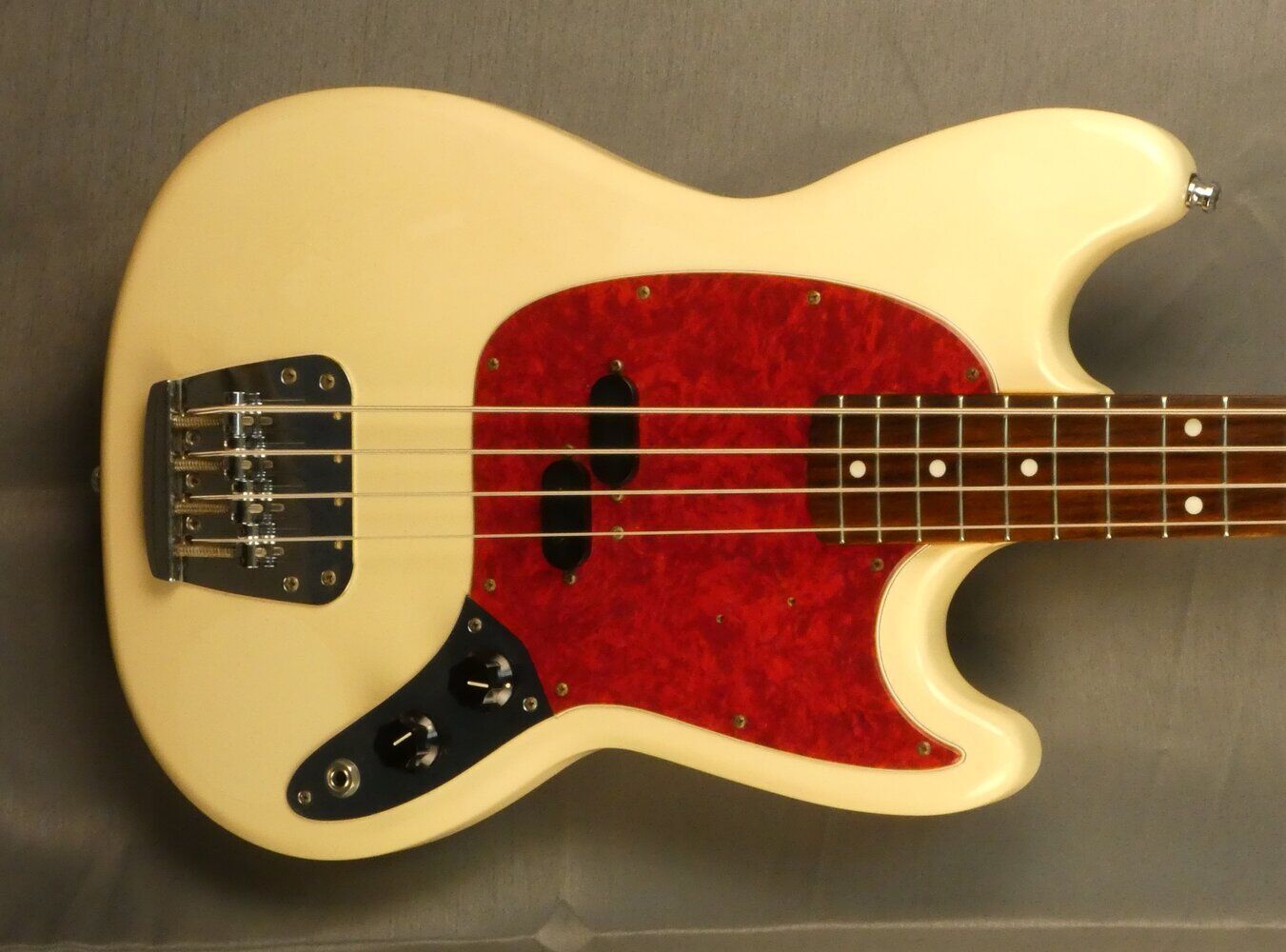 fender-mustang-bass-5437422