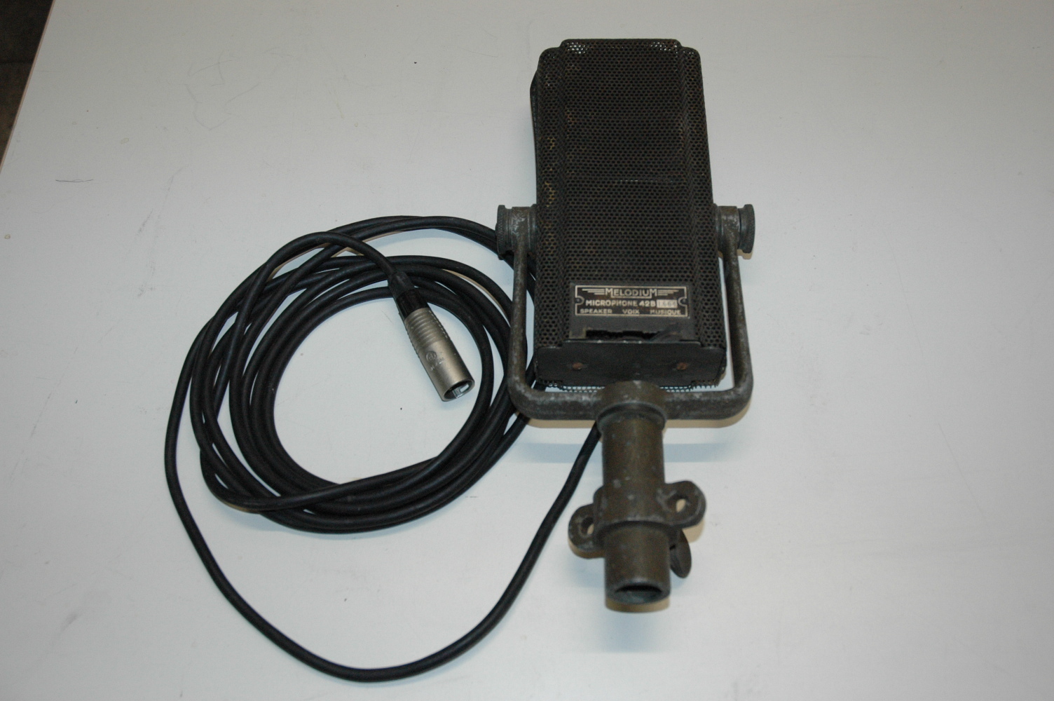 Vends Micro MELODIUM 42B à ruban
