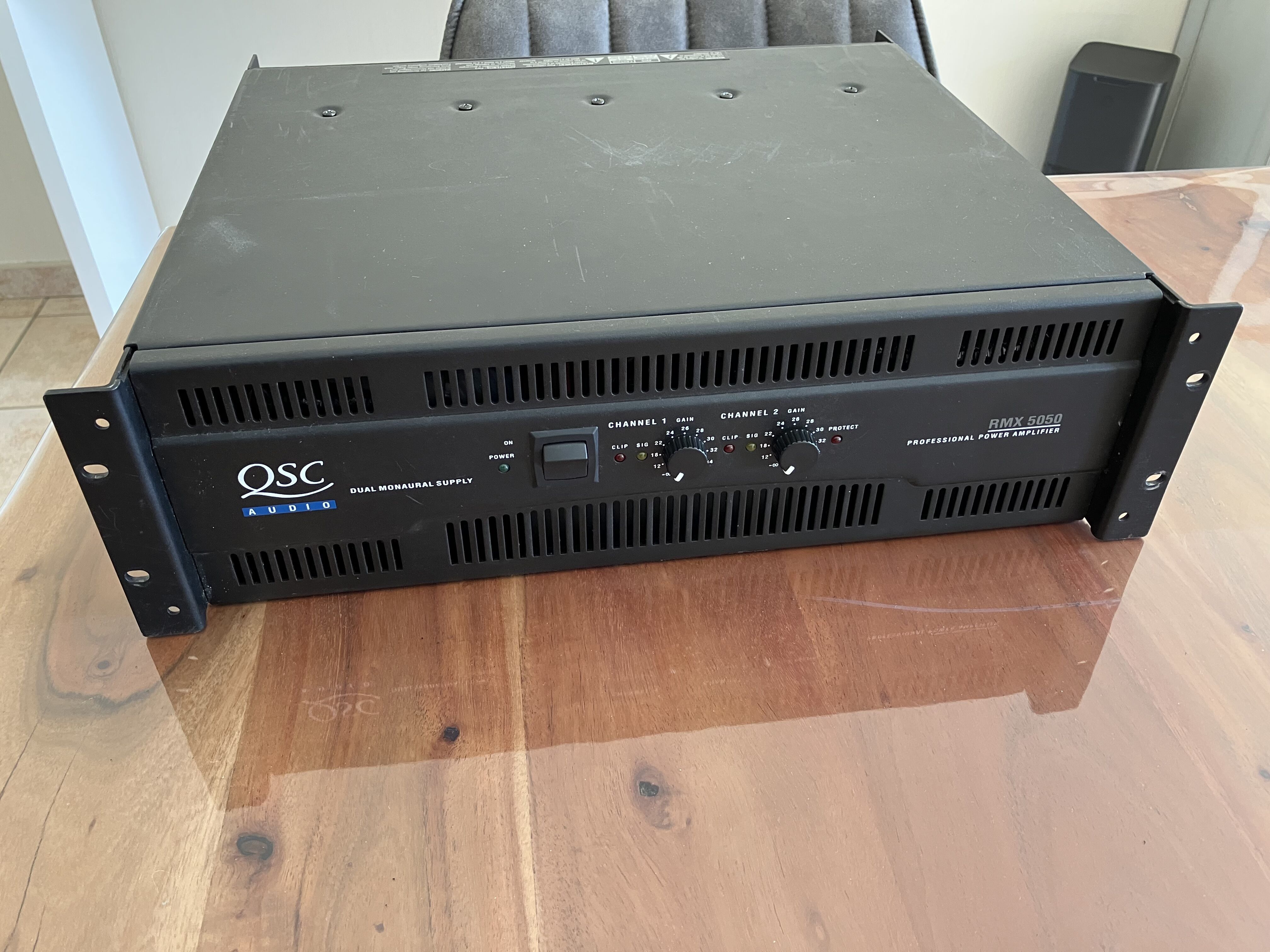 QSC RMX 5050 (54766)