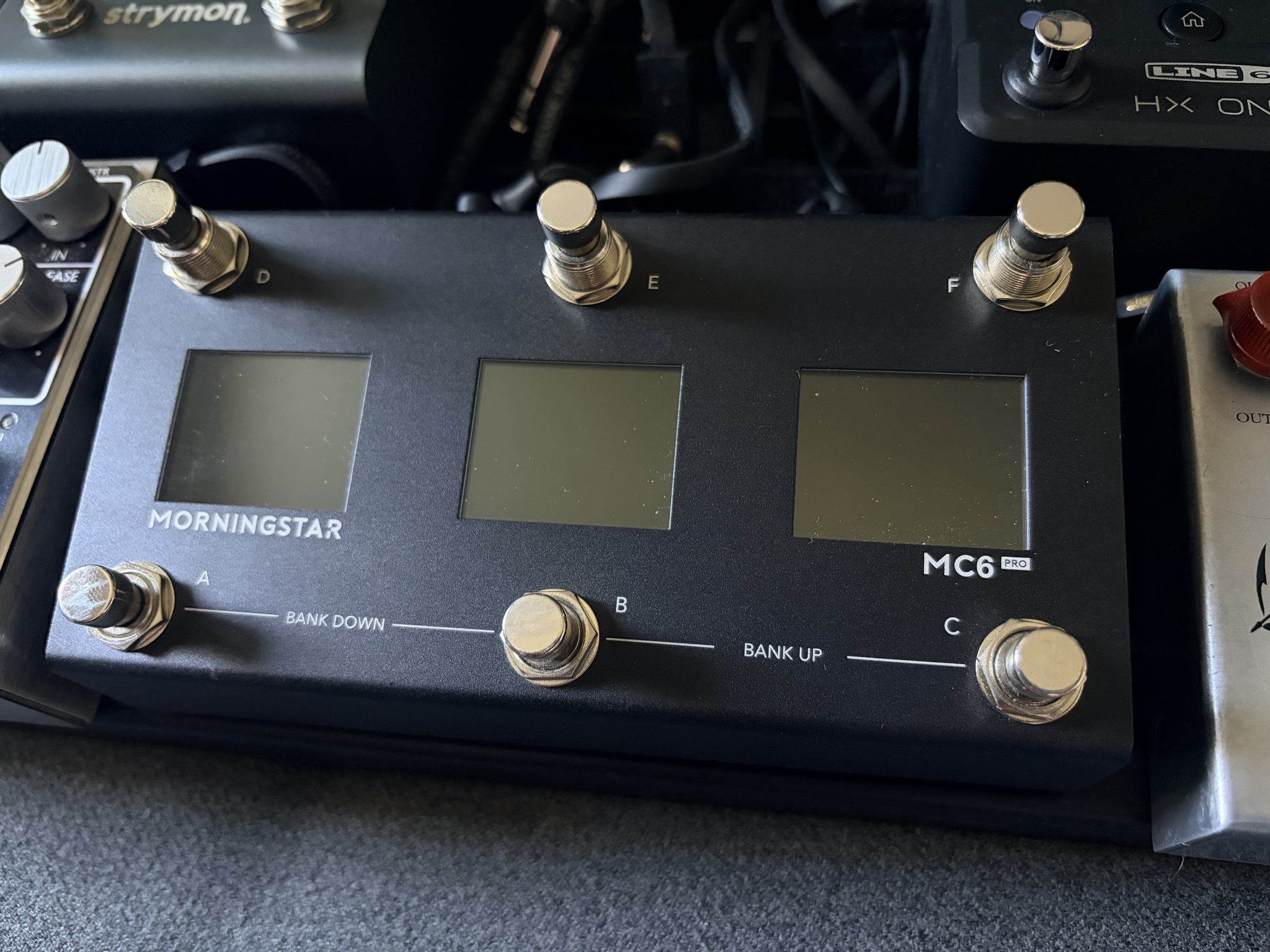 Morningstar MC6 Pro + Switcher midi ML5