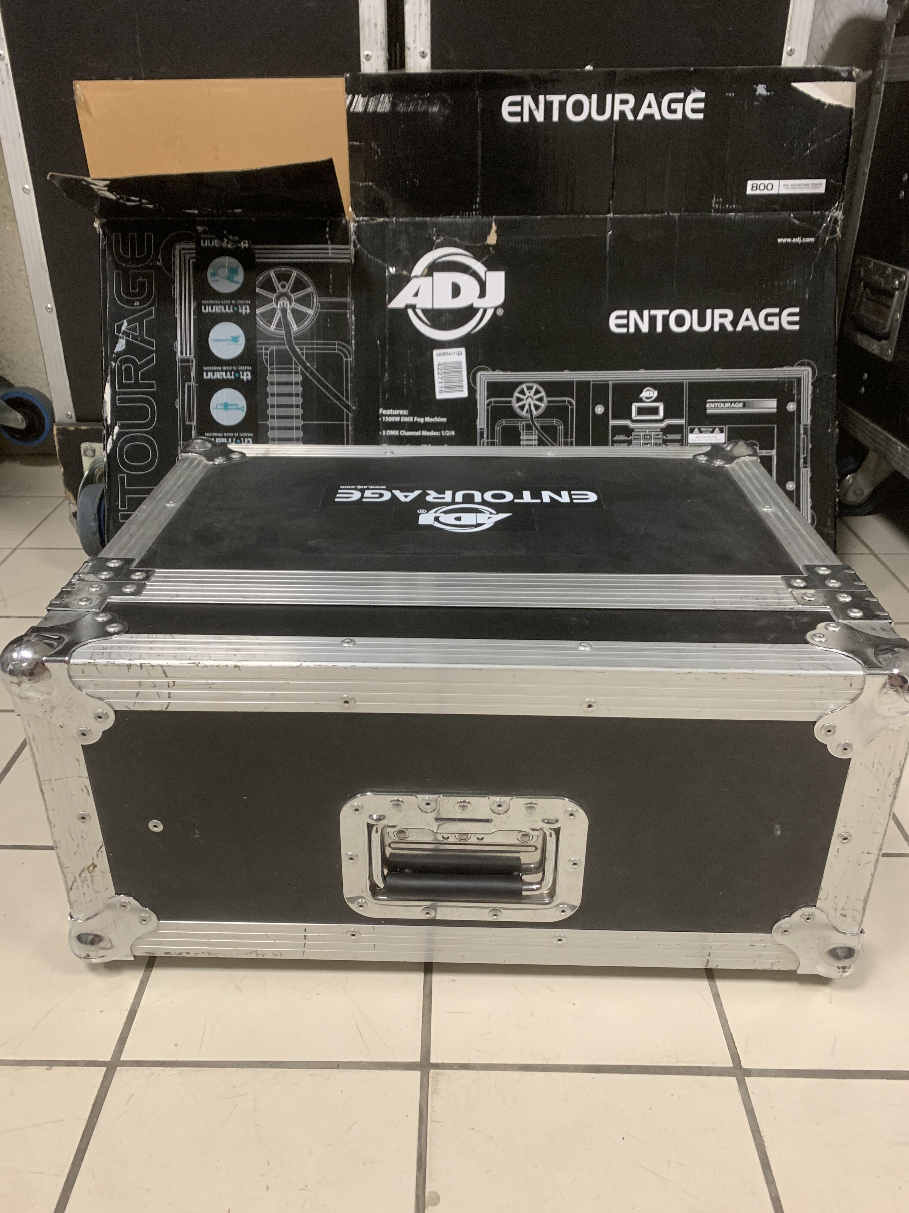Vends machine à brouillard ADJ Entourage