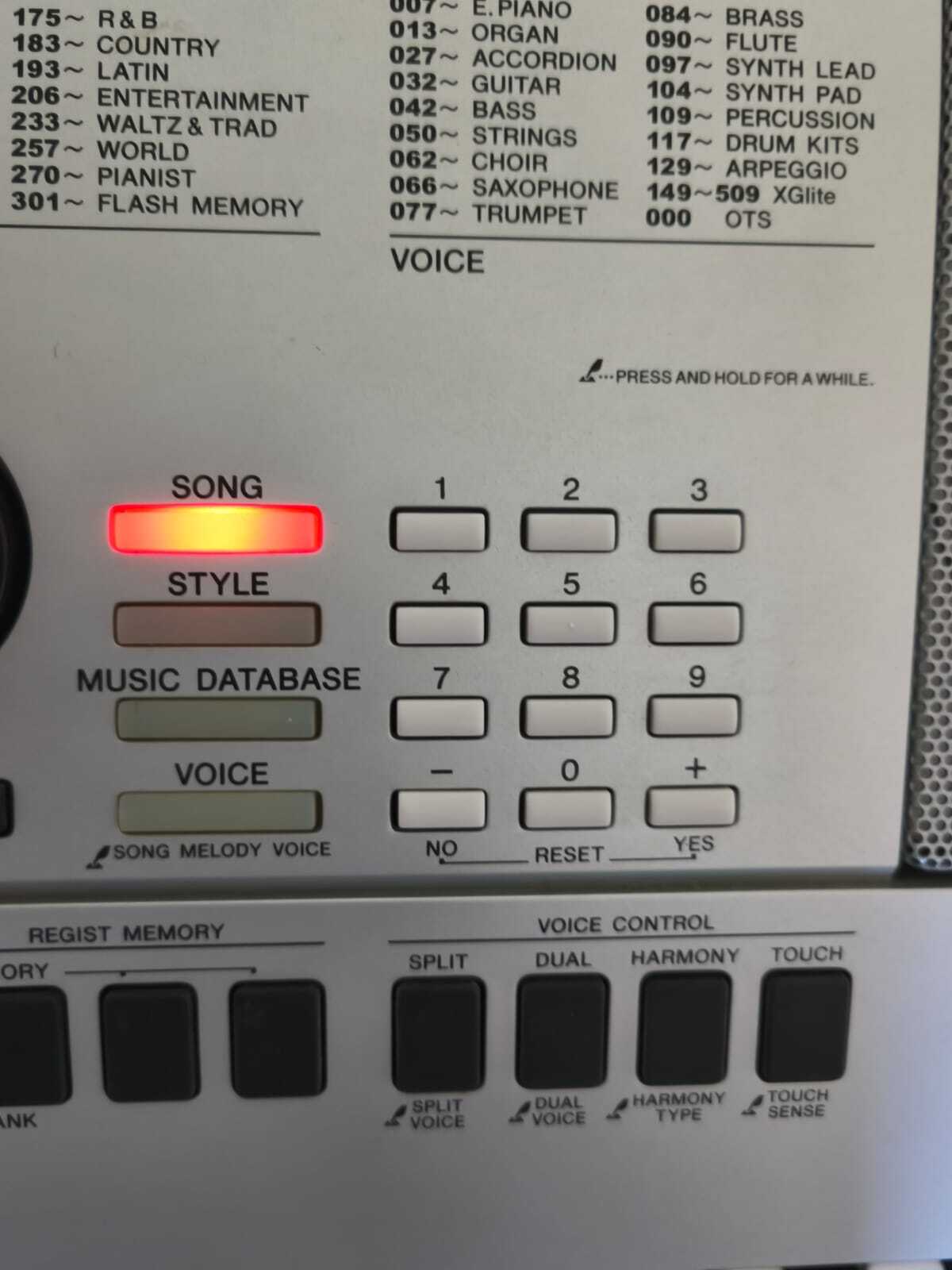 Yamaha PSR-E413 (25612)