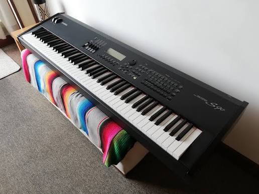 Vends Yamaha S90 Bon état 