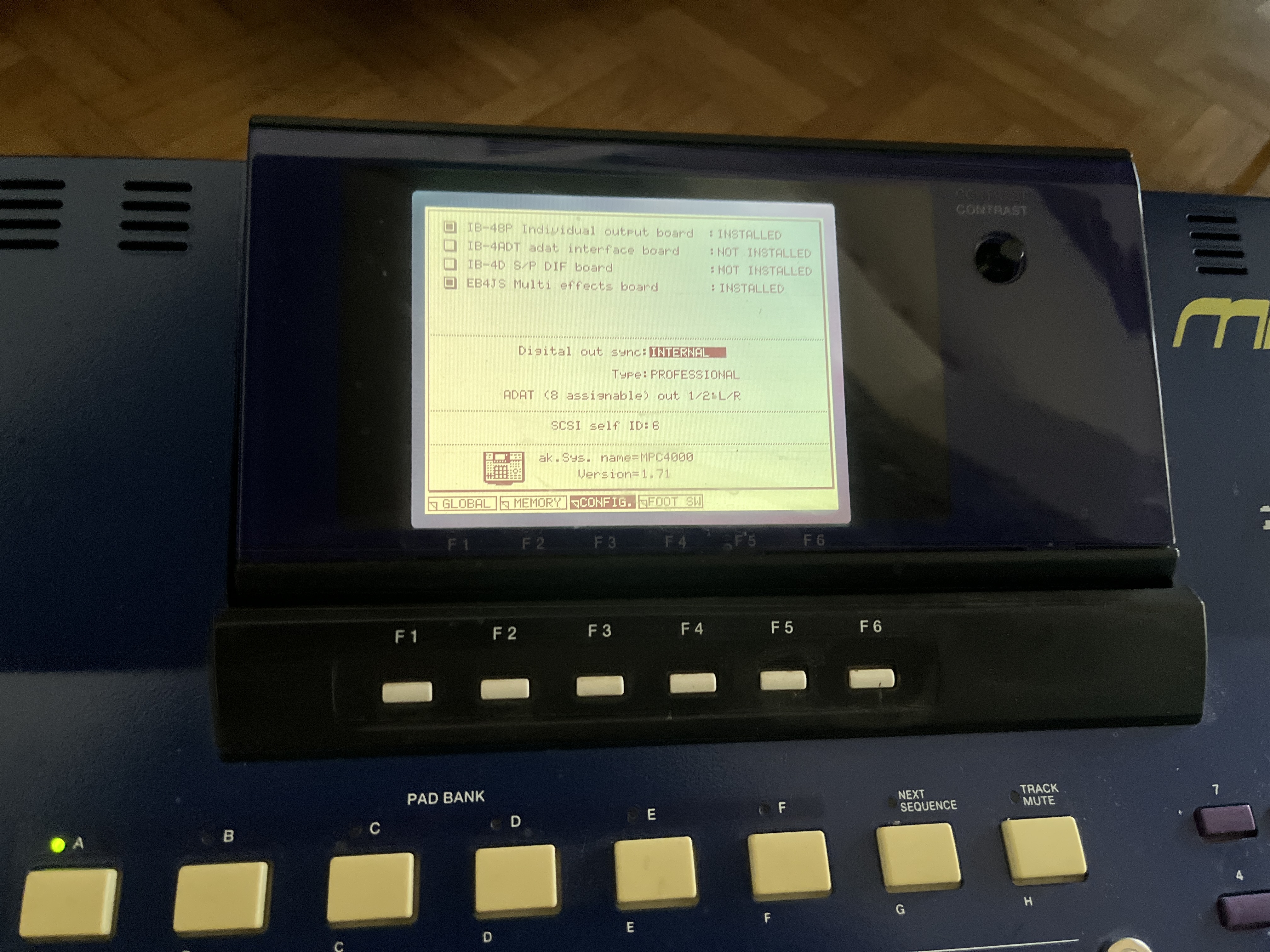 Akai Professional MPC4000 (12215)