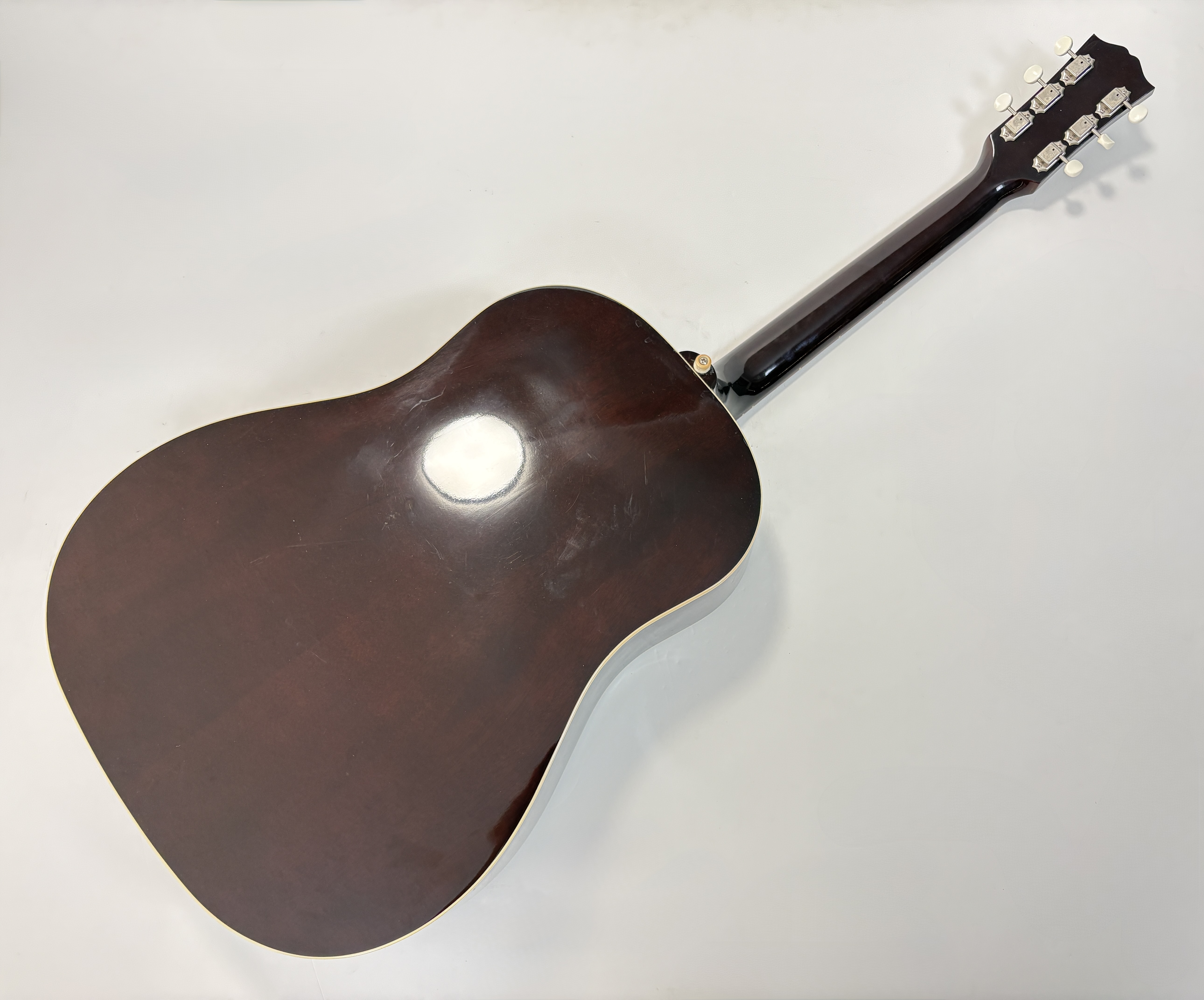 Gibson J-45 True Vintage (37973)