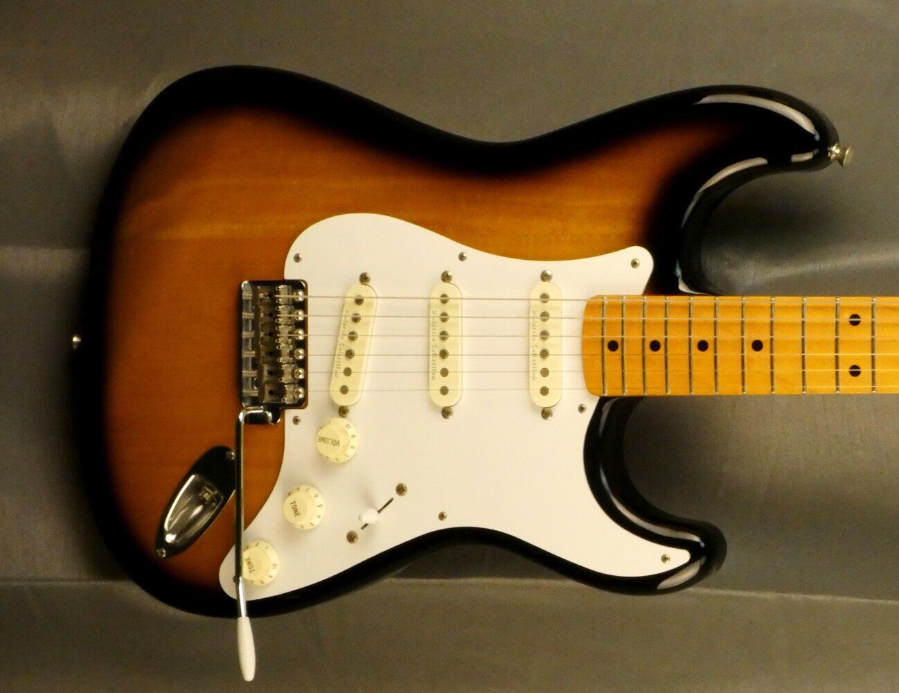 fender-stratocaster-st-5468367