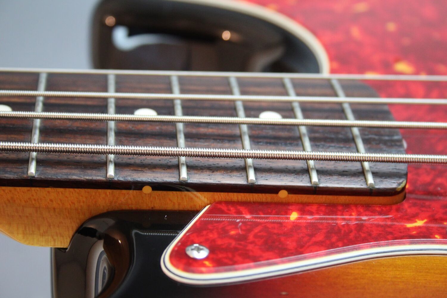 fender-jazz-bass-5212550