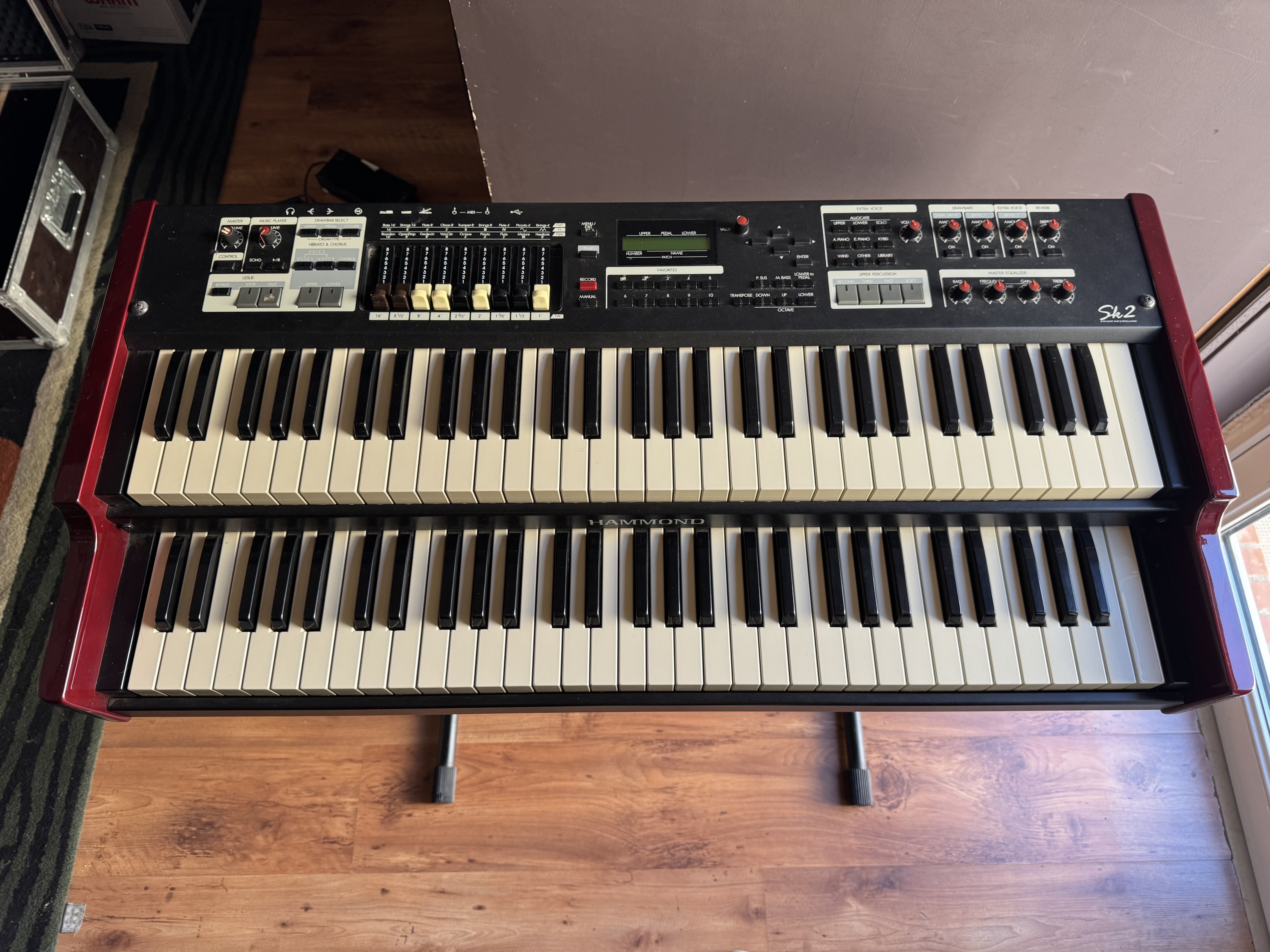 HAMMOND SK2 AVEC FLIGHT CASE SUR MESURE