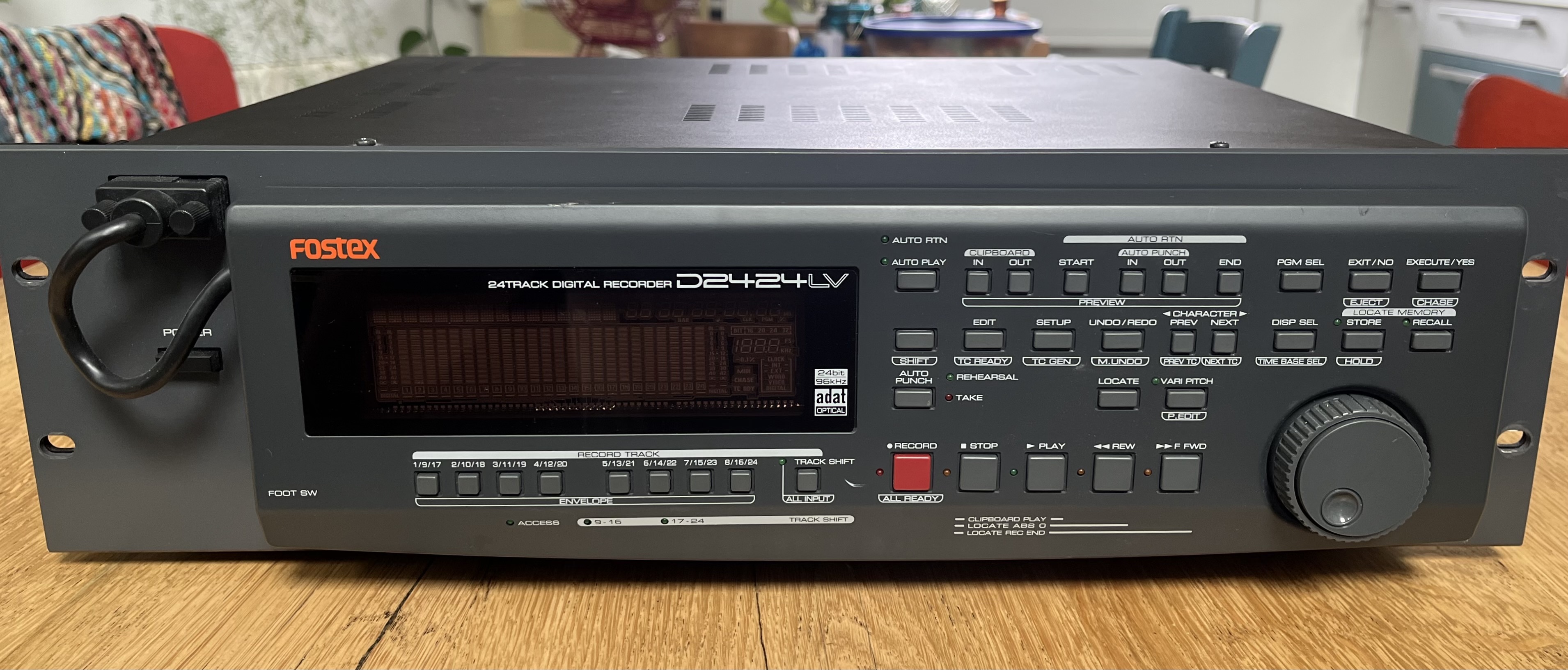 FOSTEX D2424 LV