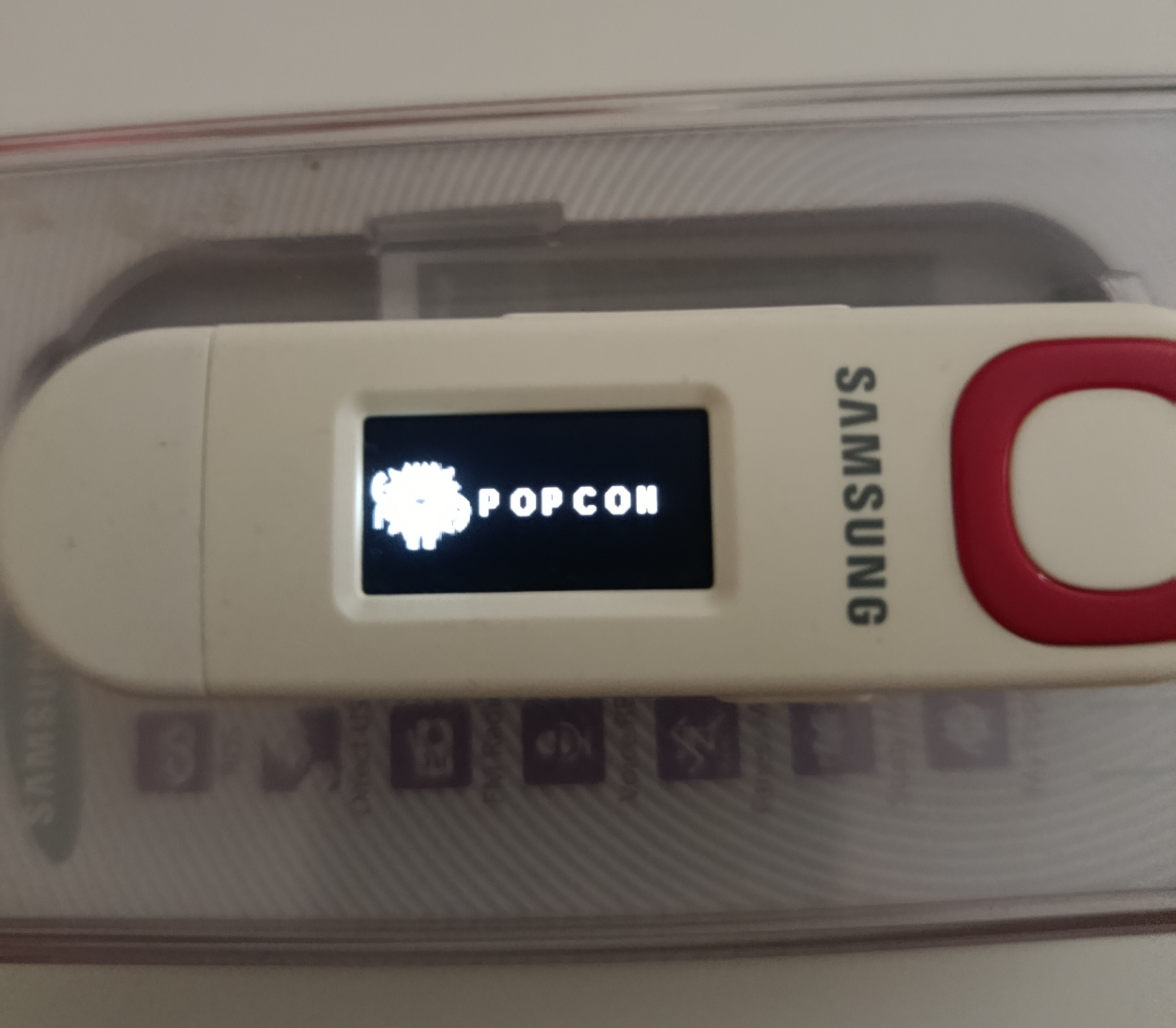 Samsung YP-U5 (5945)