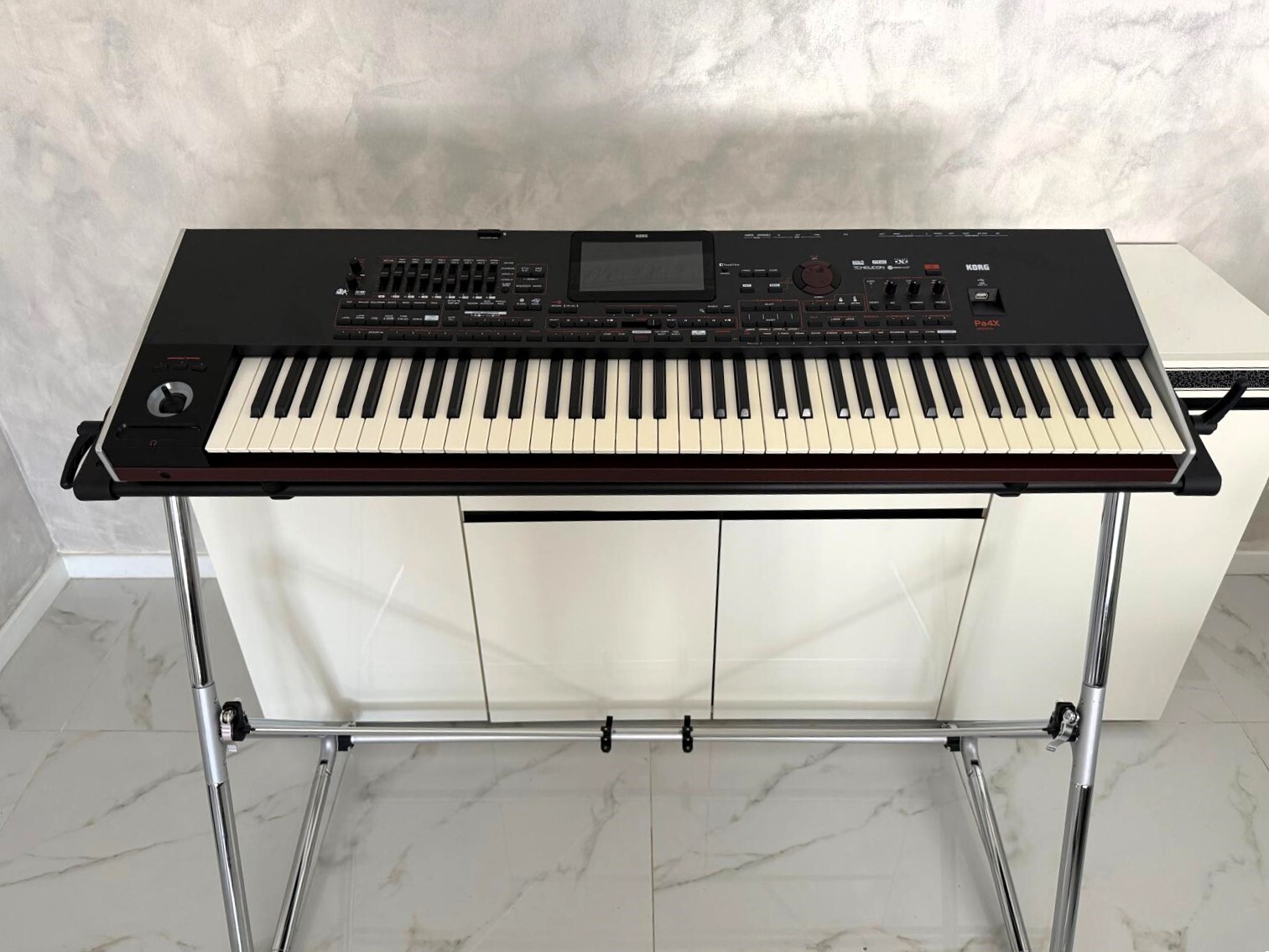Korg Pa4X 76 Oriental avec housse
