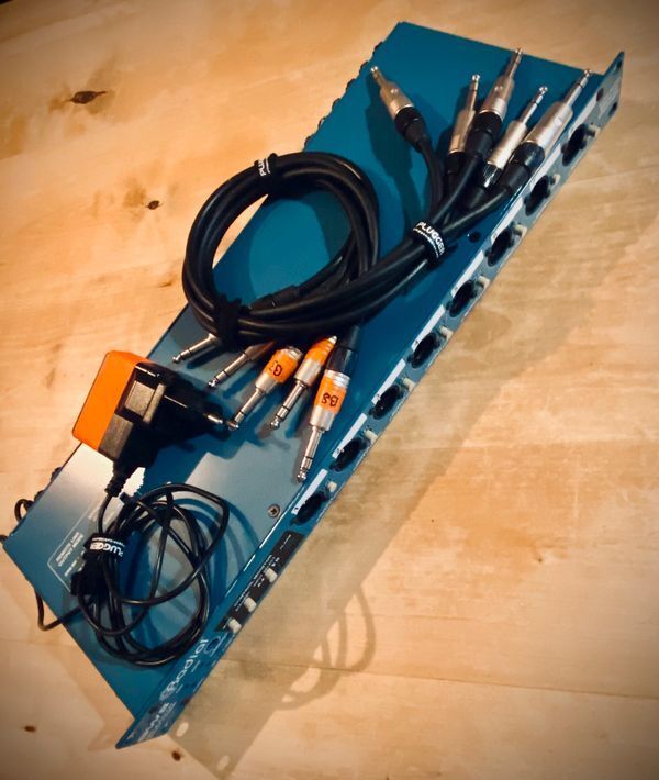 Vends Switch RADIAL SW8