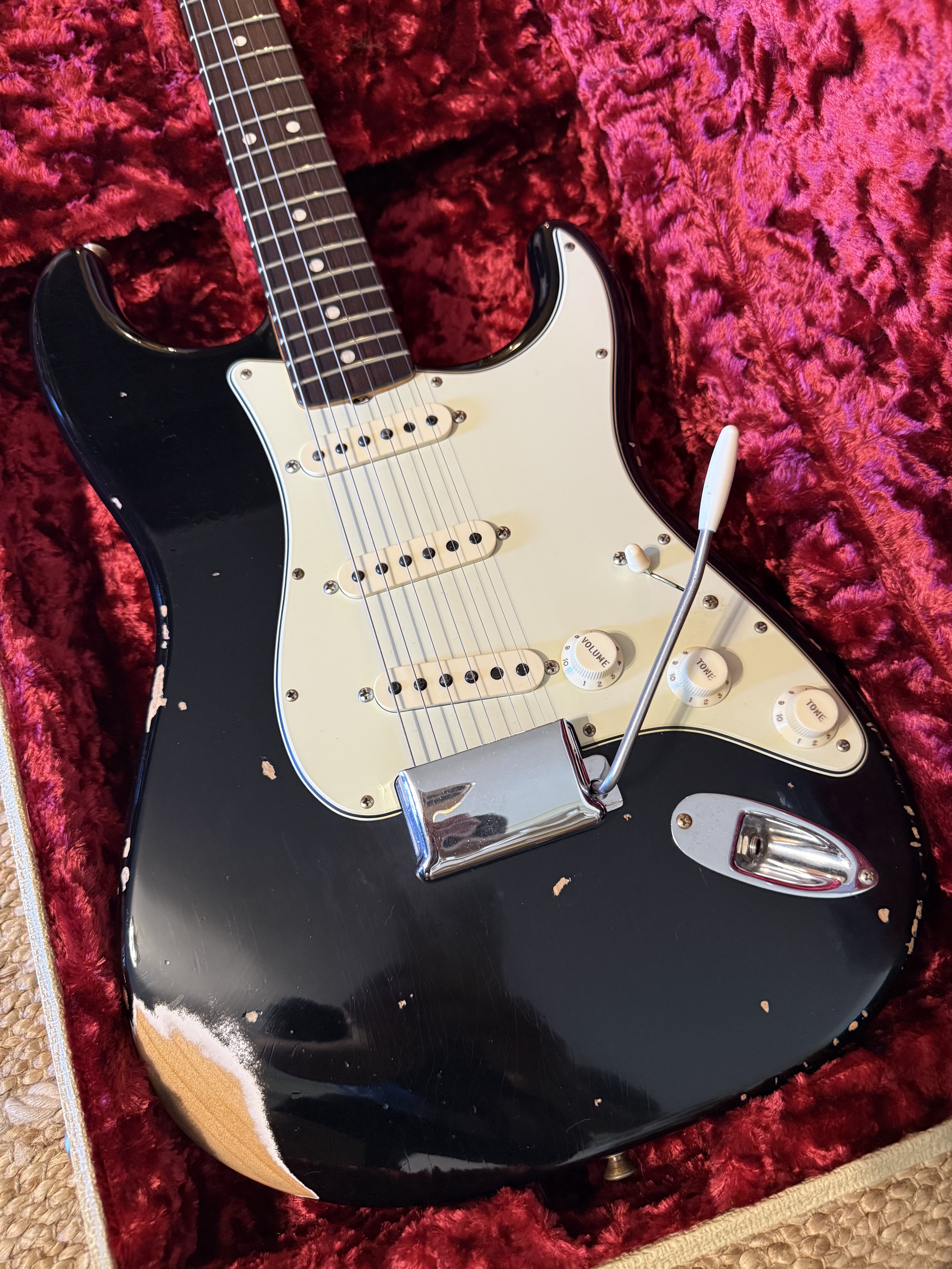Fender Custom Shop Limited Edition ’63 Stratocaster 2023 Heavy Relic Black
