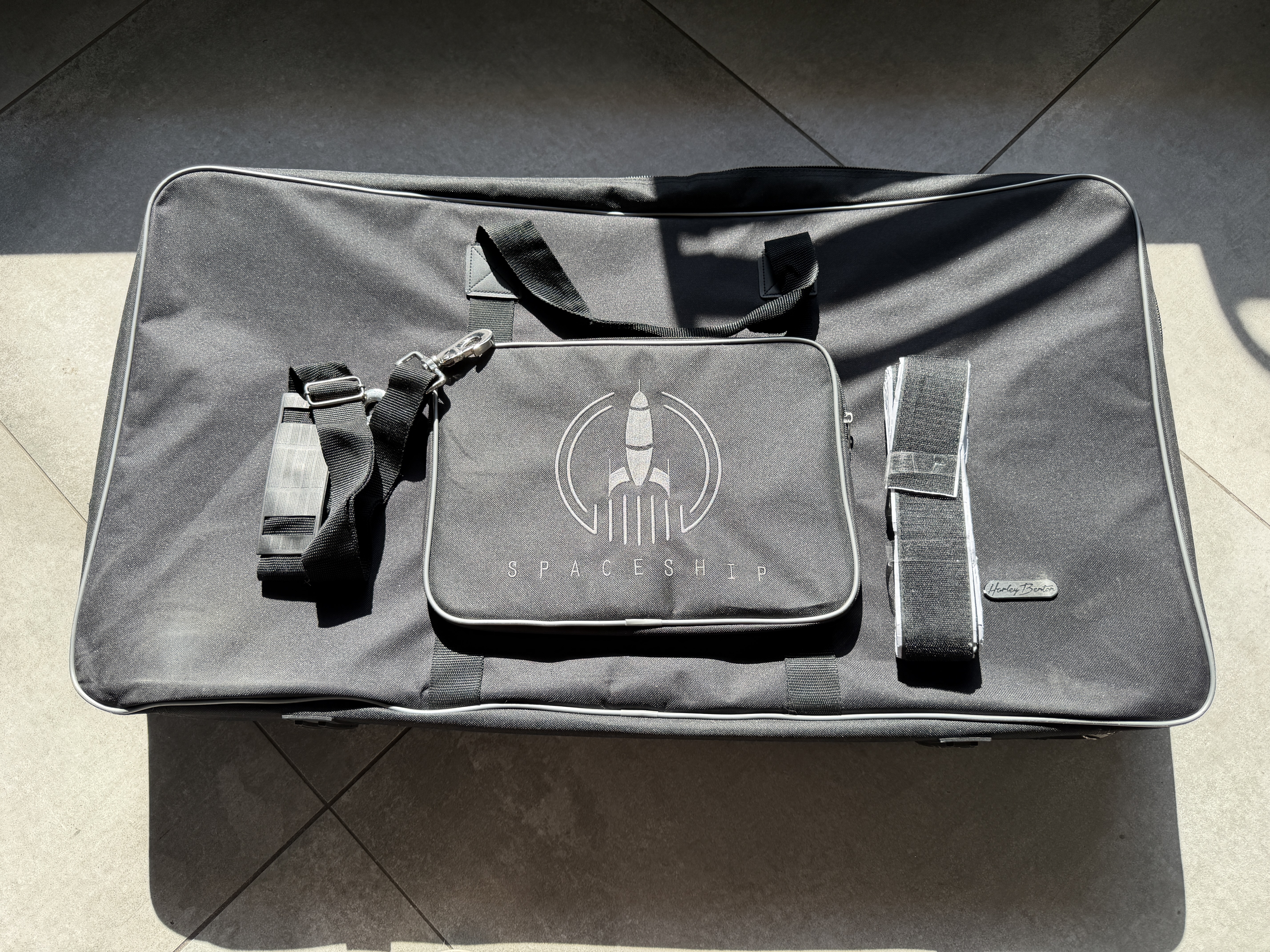 Harley Benton SpaceShip 80 w/ Gig Bag (18163)