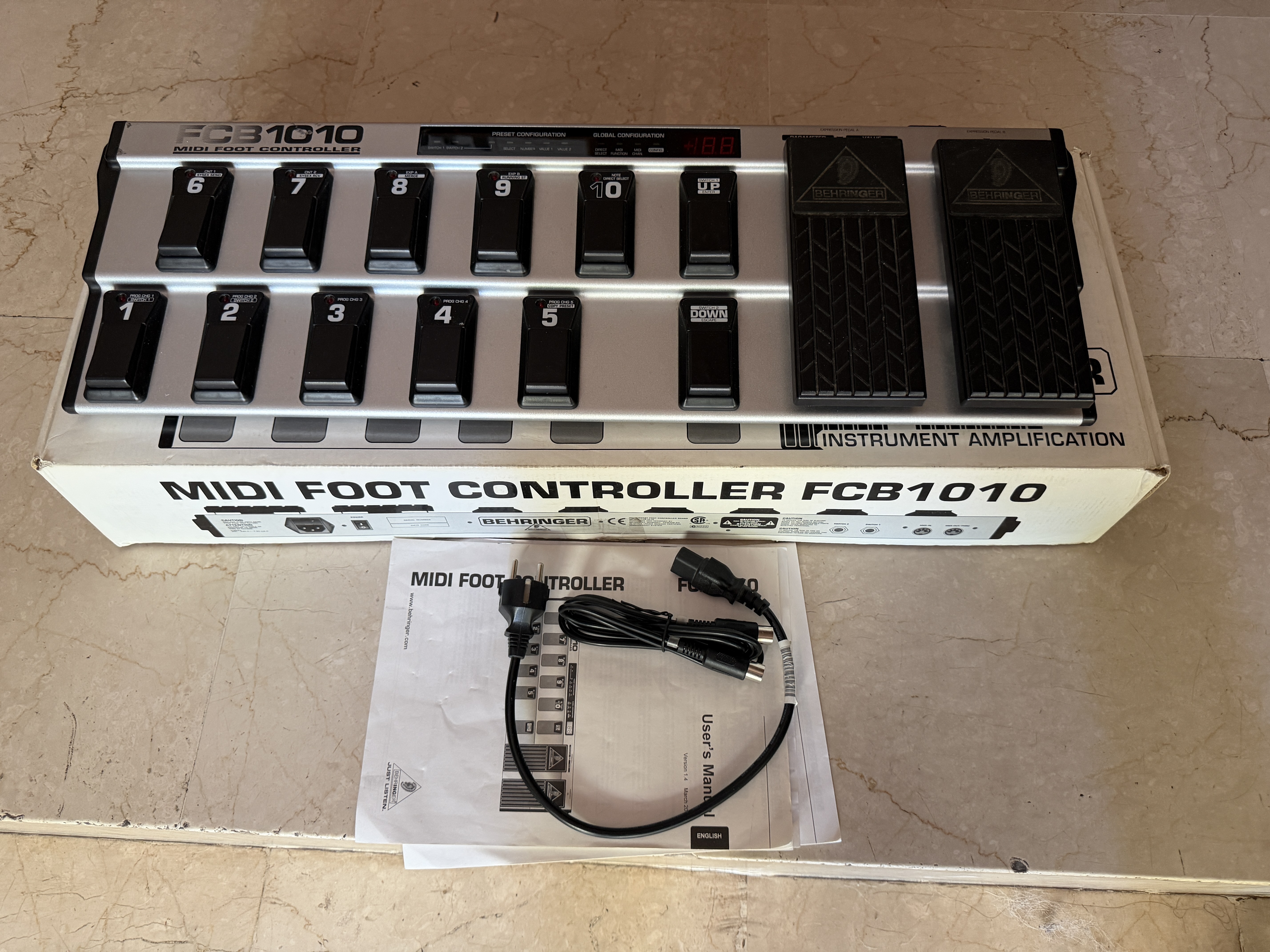 Behringer FCB1010 Midi Foot Controller (28883)