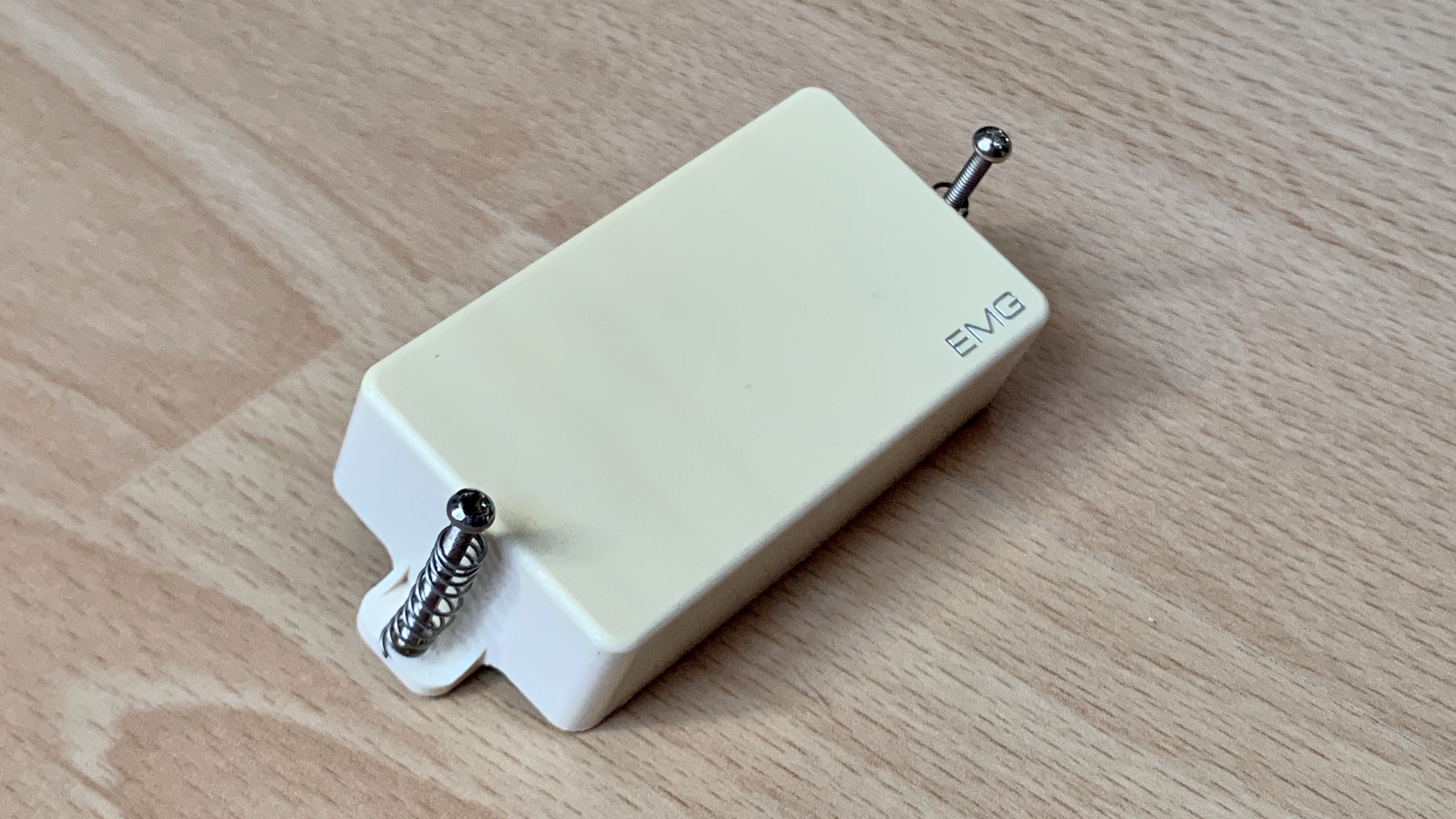 EMG 81 (22260)