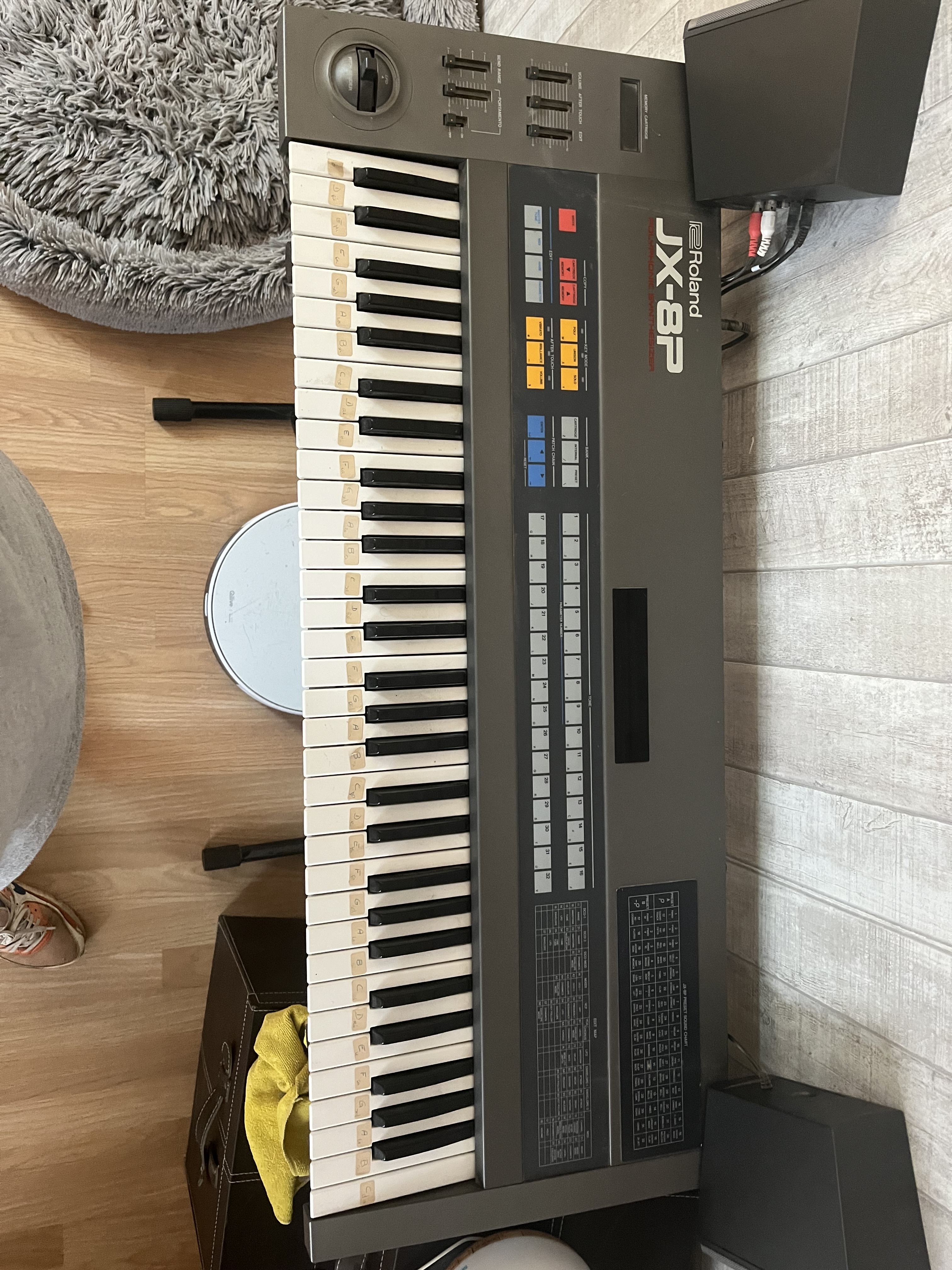 Roland jx-8p – synthétiseur analogique vintage