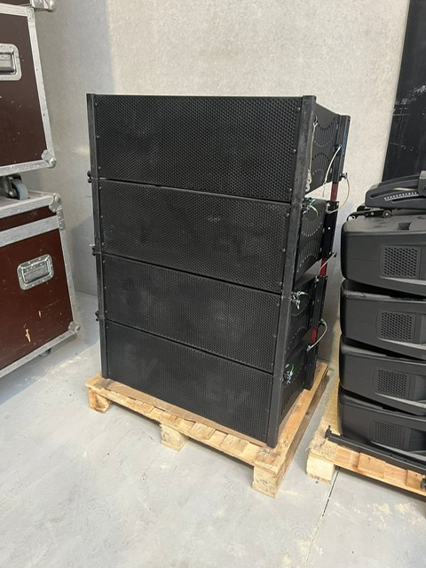 Electro - Voice XLD281