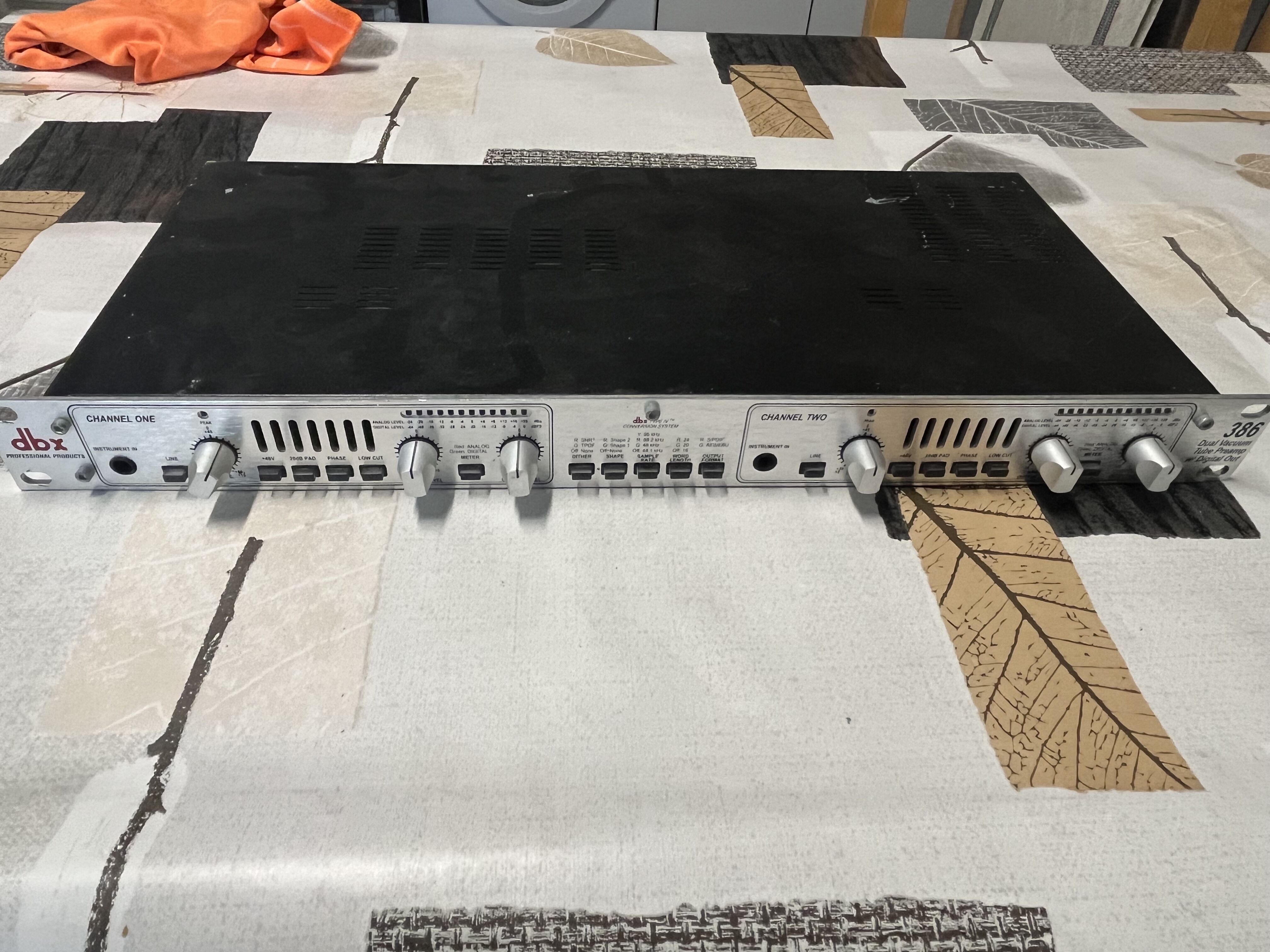 Vends DBX 386