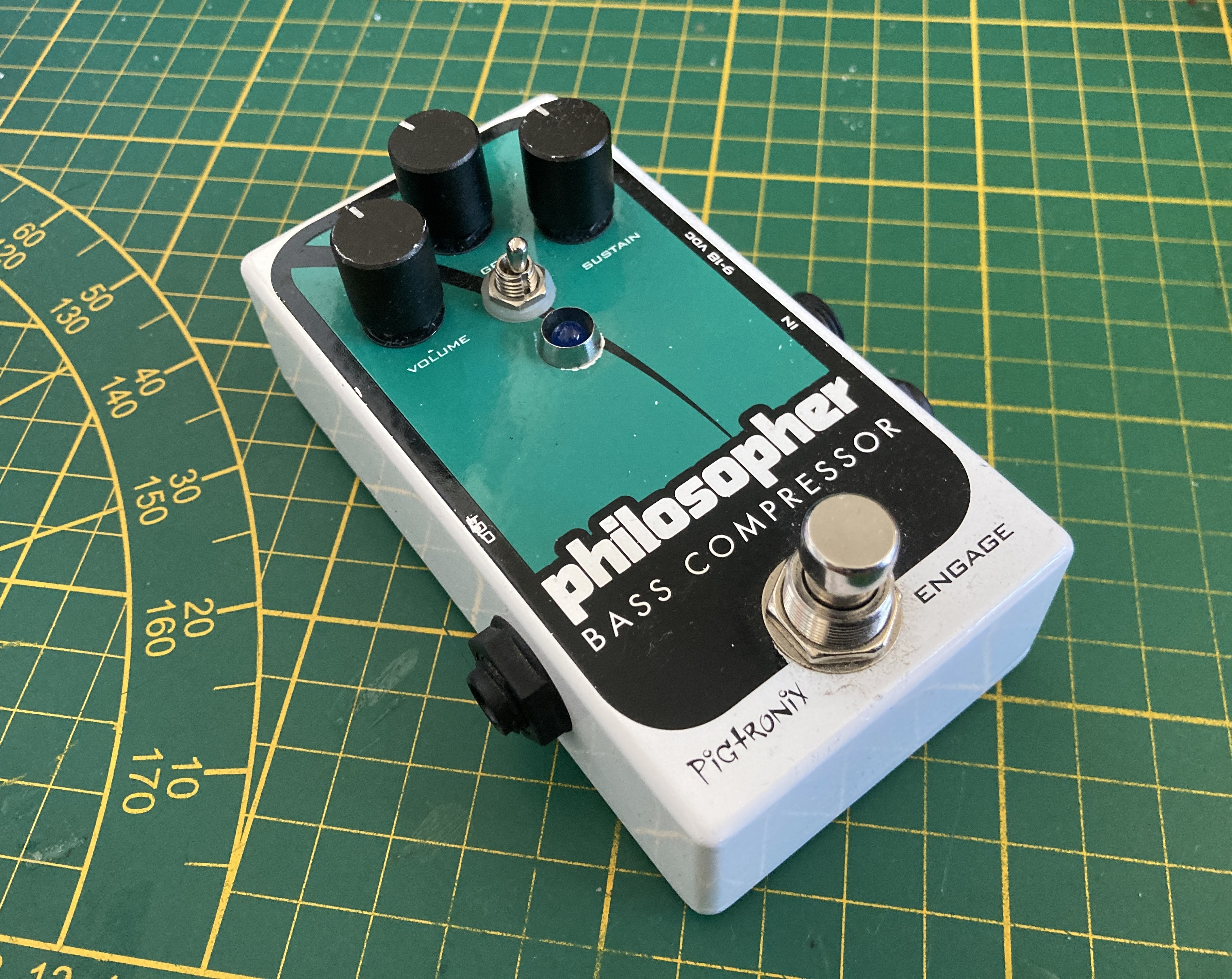 Pédale de compresseur Pigtronix Philosopher Bass Compressor