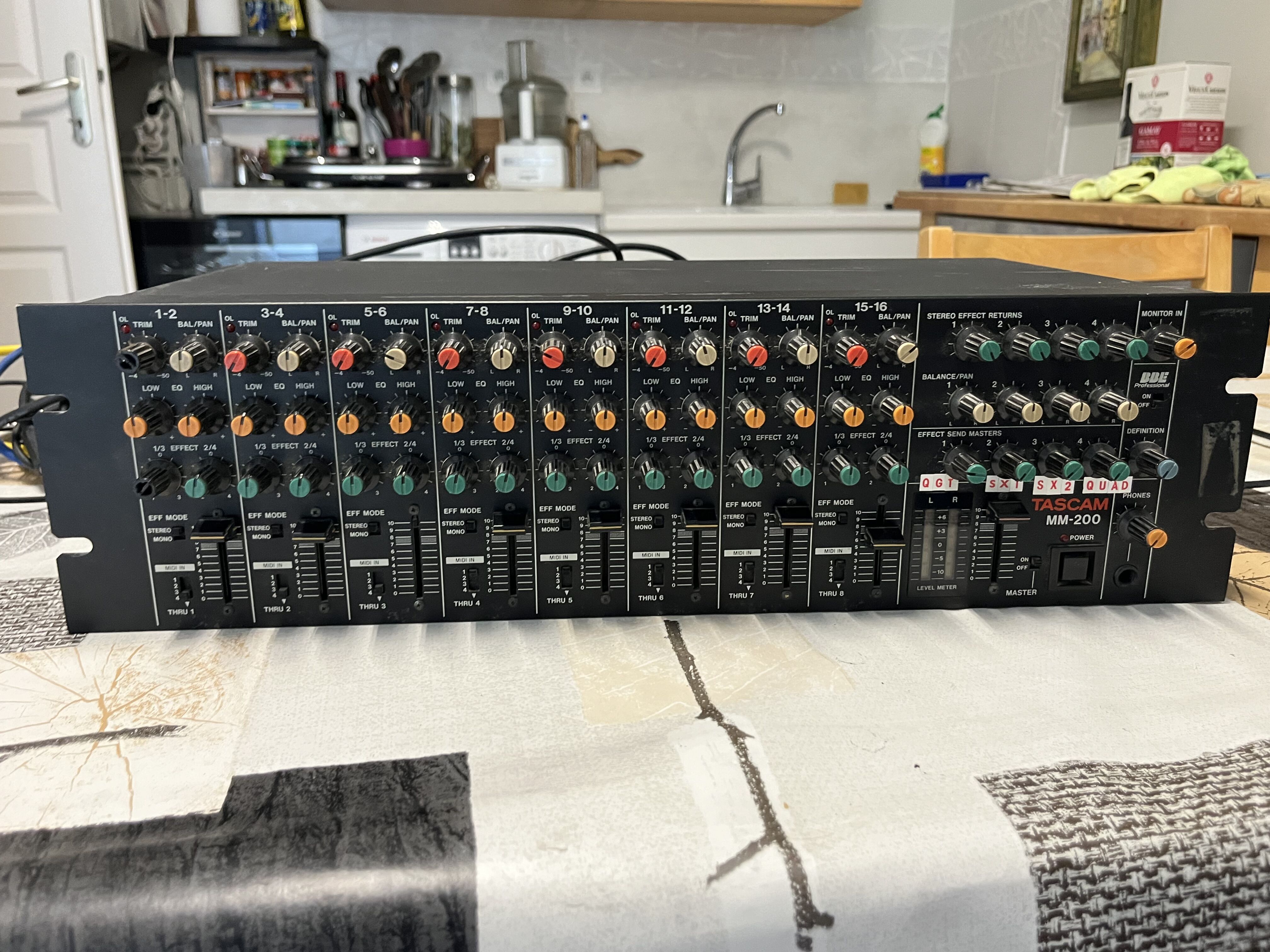 Vends Tascam MM-200
