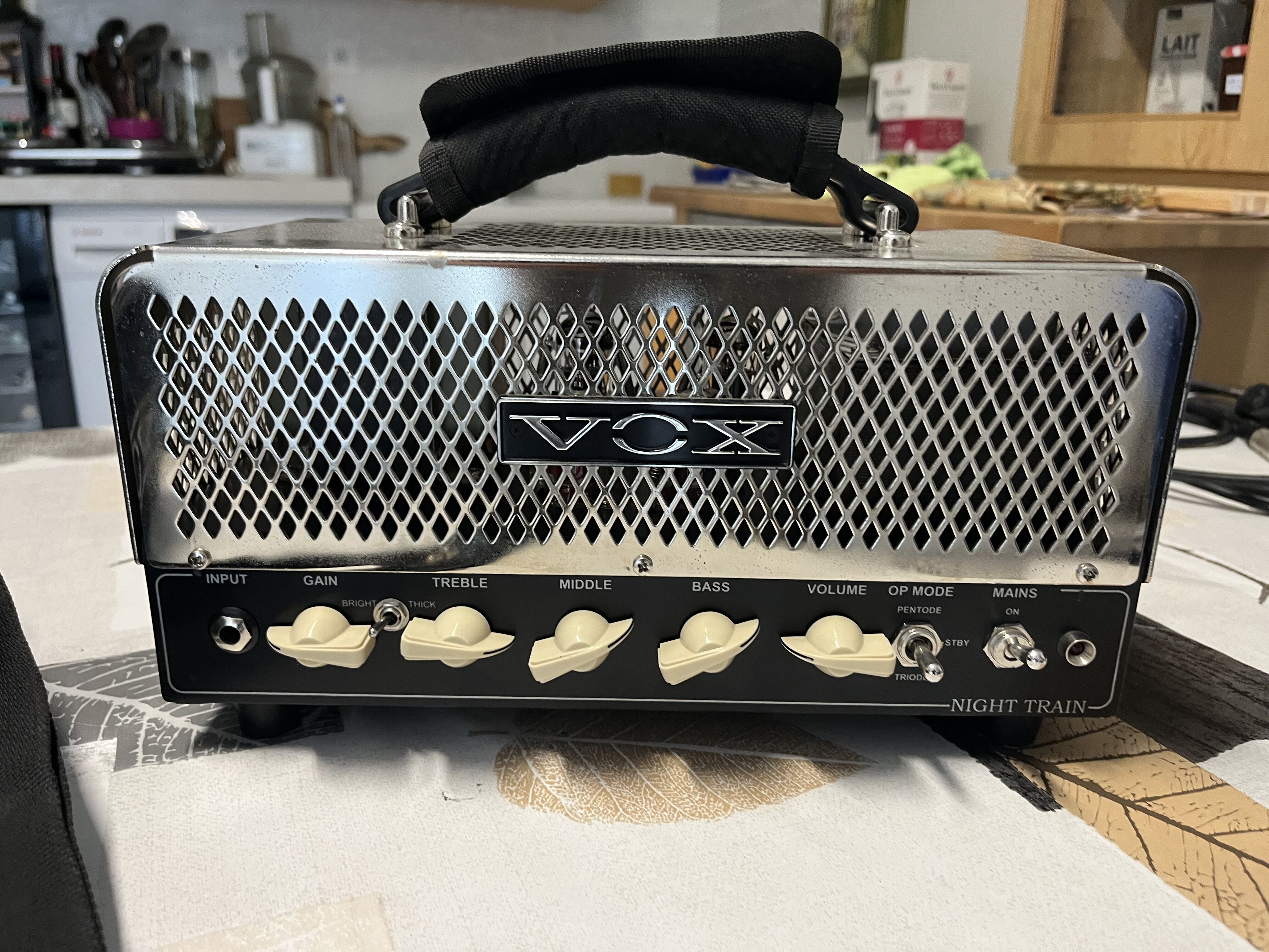 Vends Vox NT15H Night Train