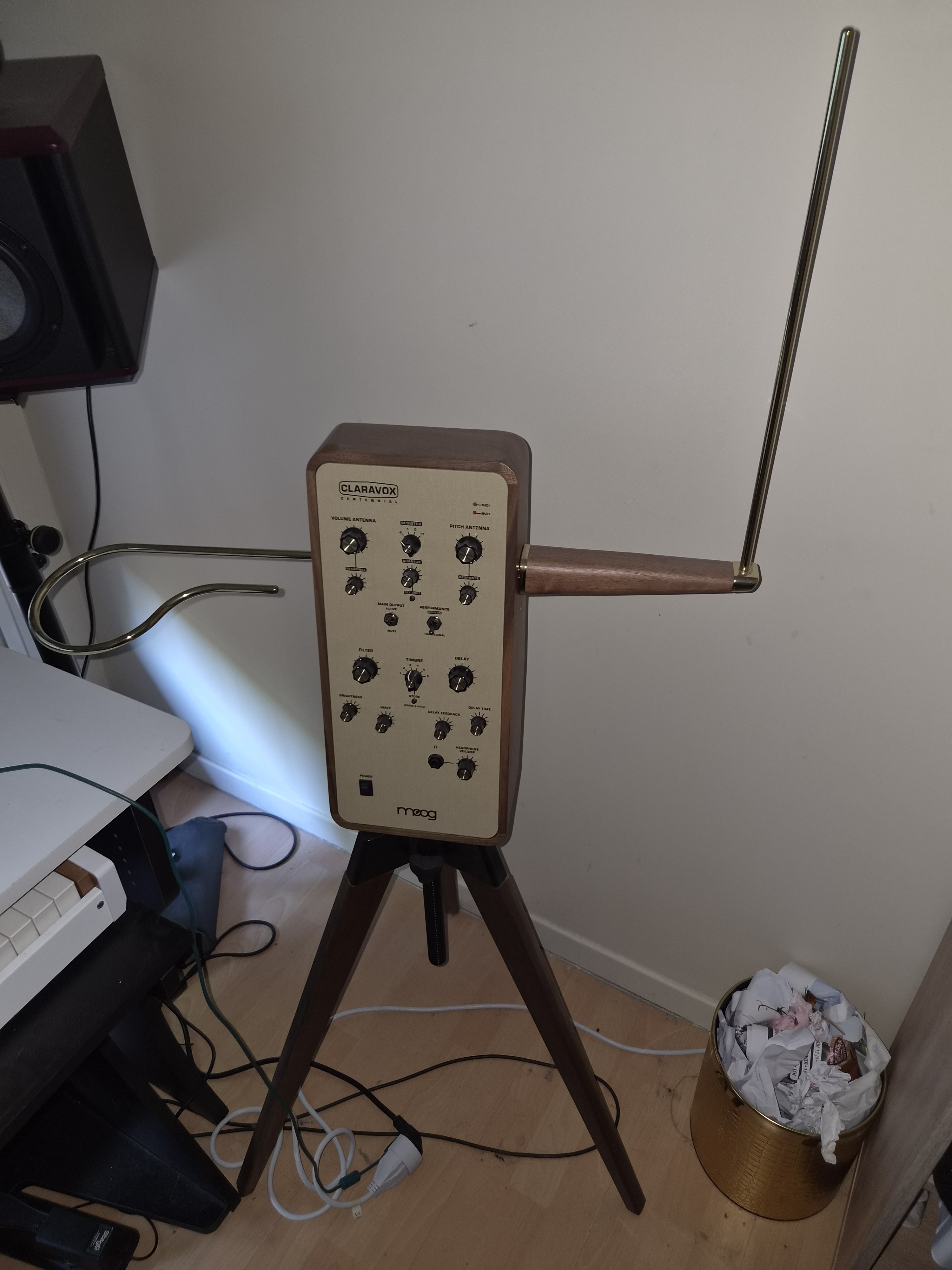 Vends Theremin Moog Claravox Centennial