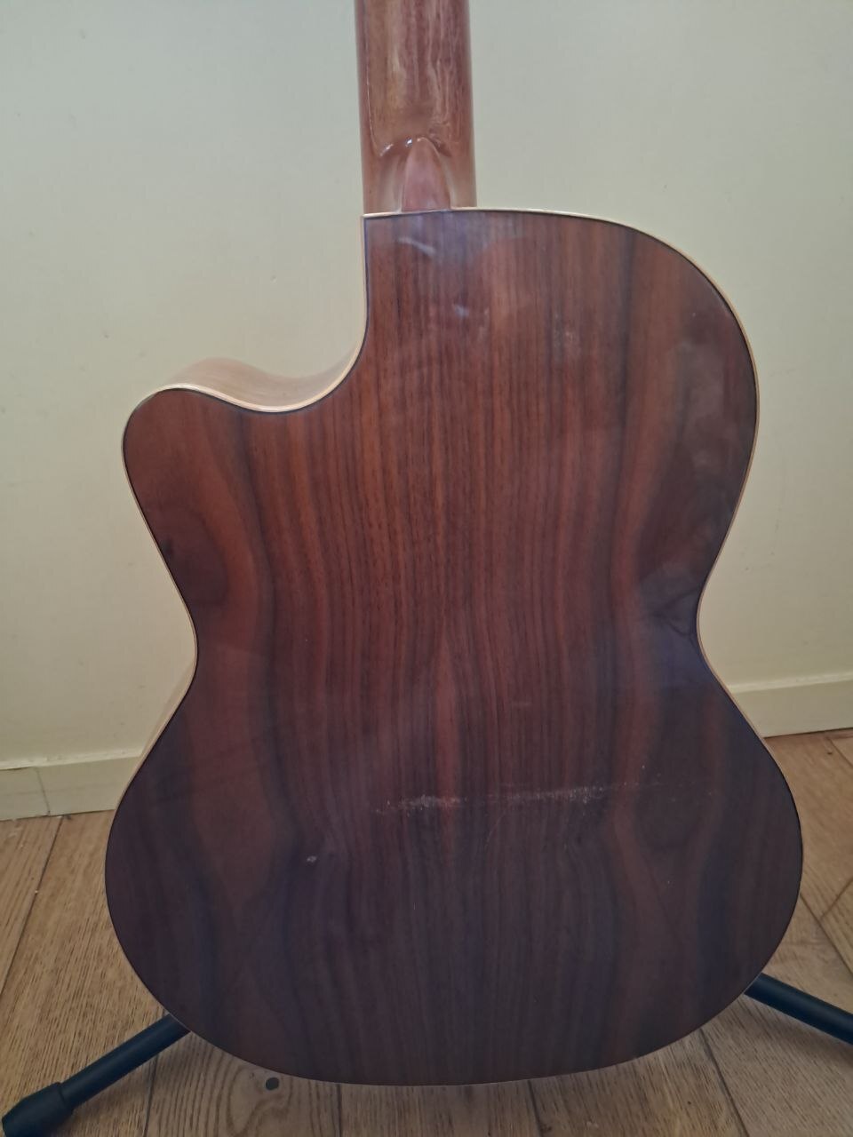 Guitare Kremona 2
