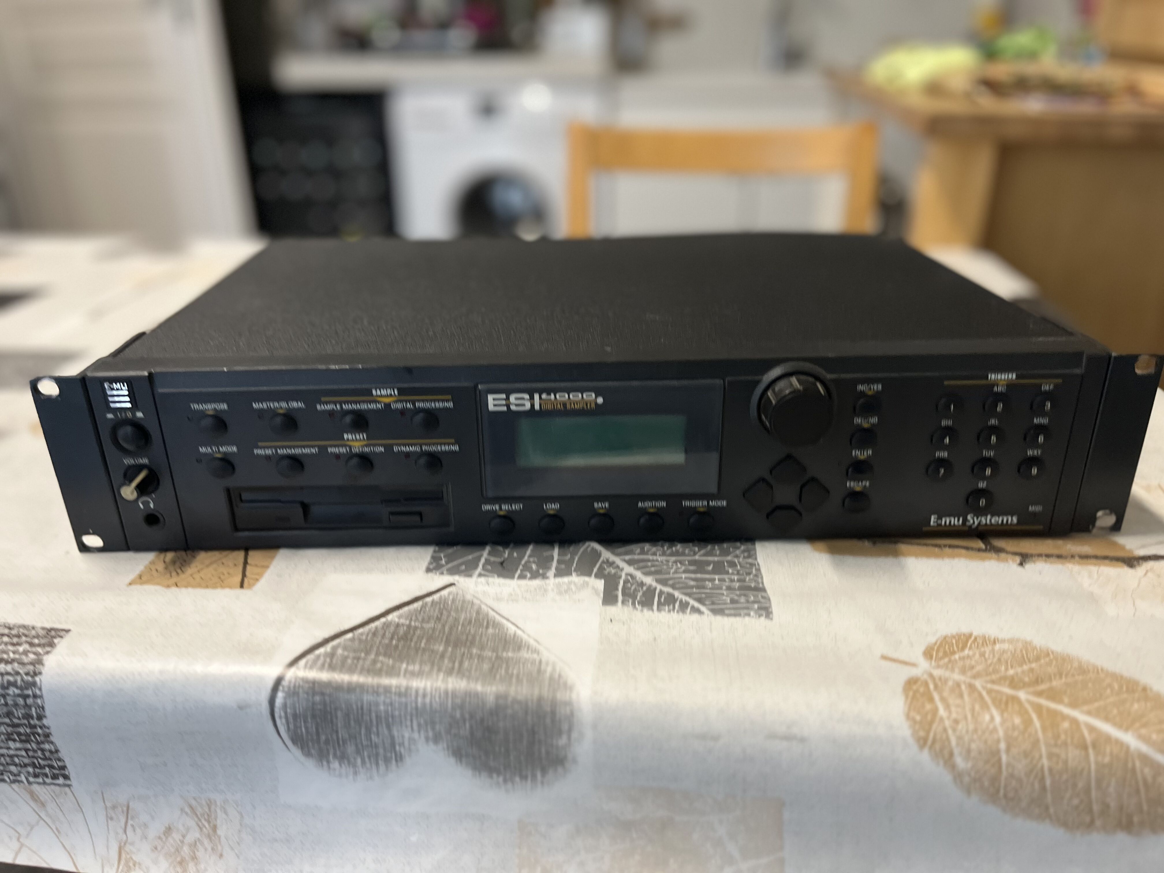 Vends E-MU ESI4000 Turbo