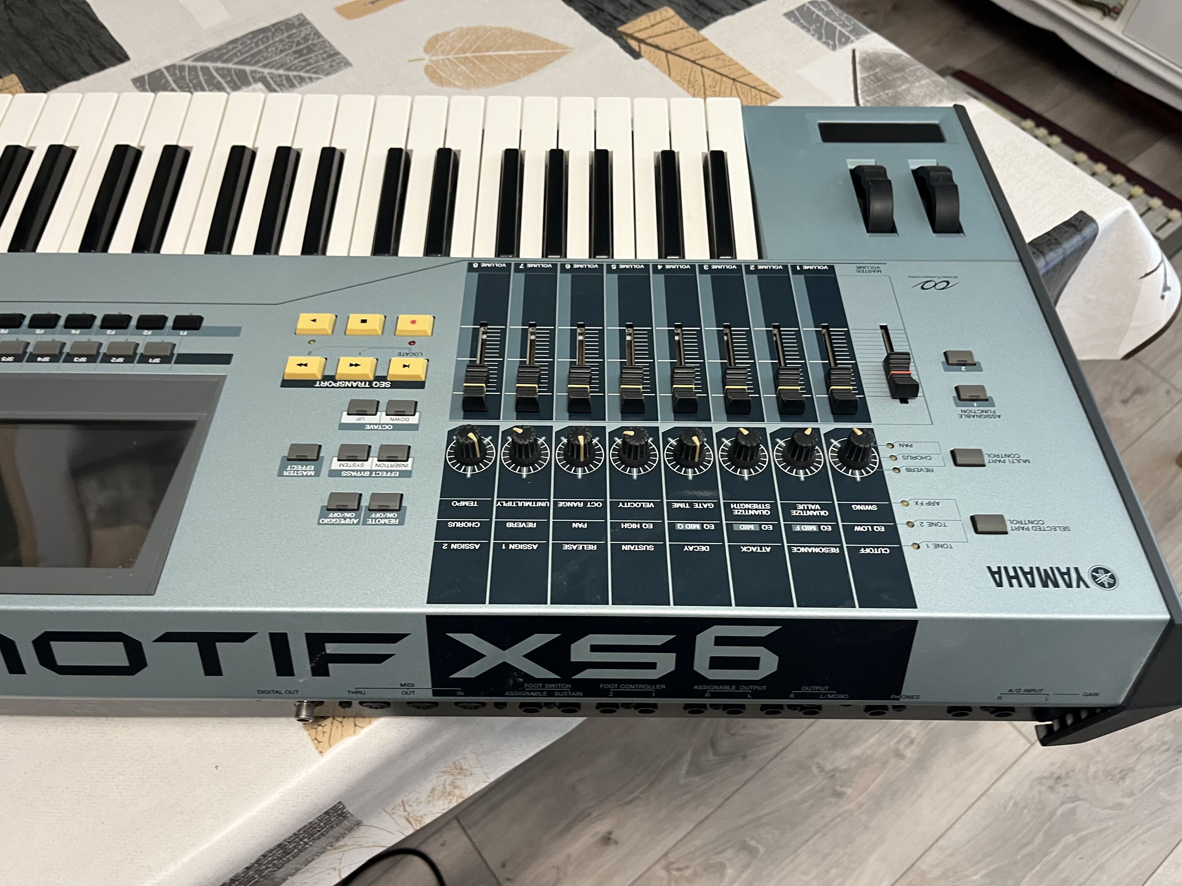 Yamaha MOTIF XS6 (28455)