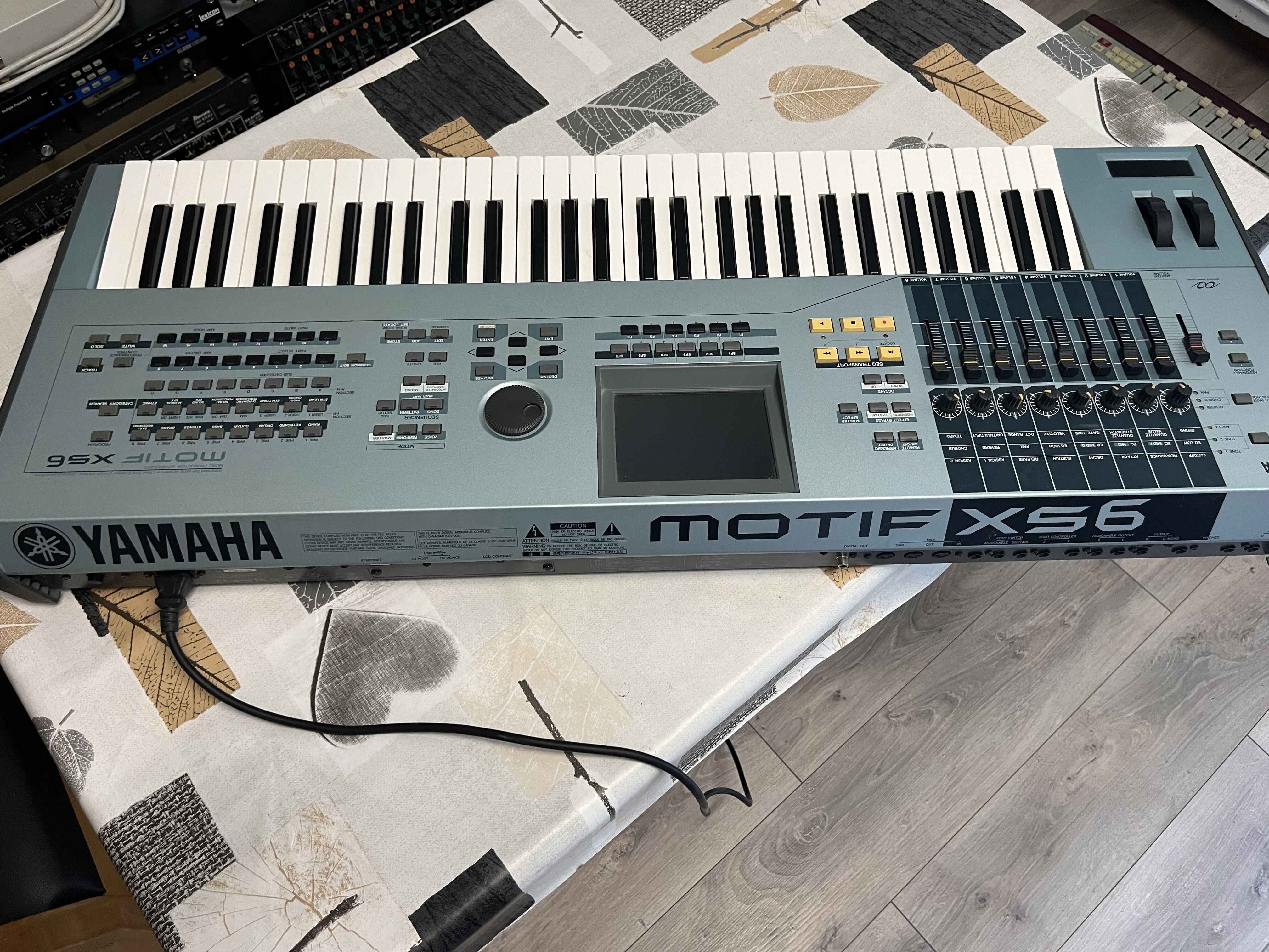 Yamaha MOTIF XS6 (1379)