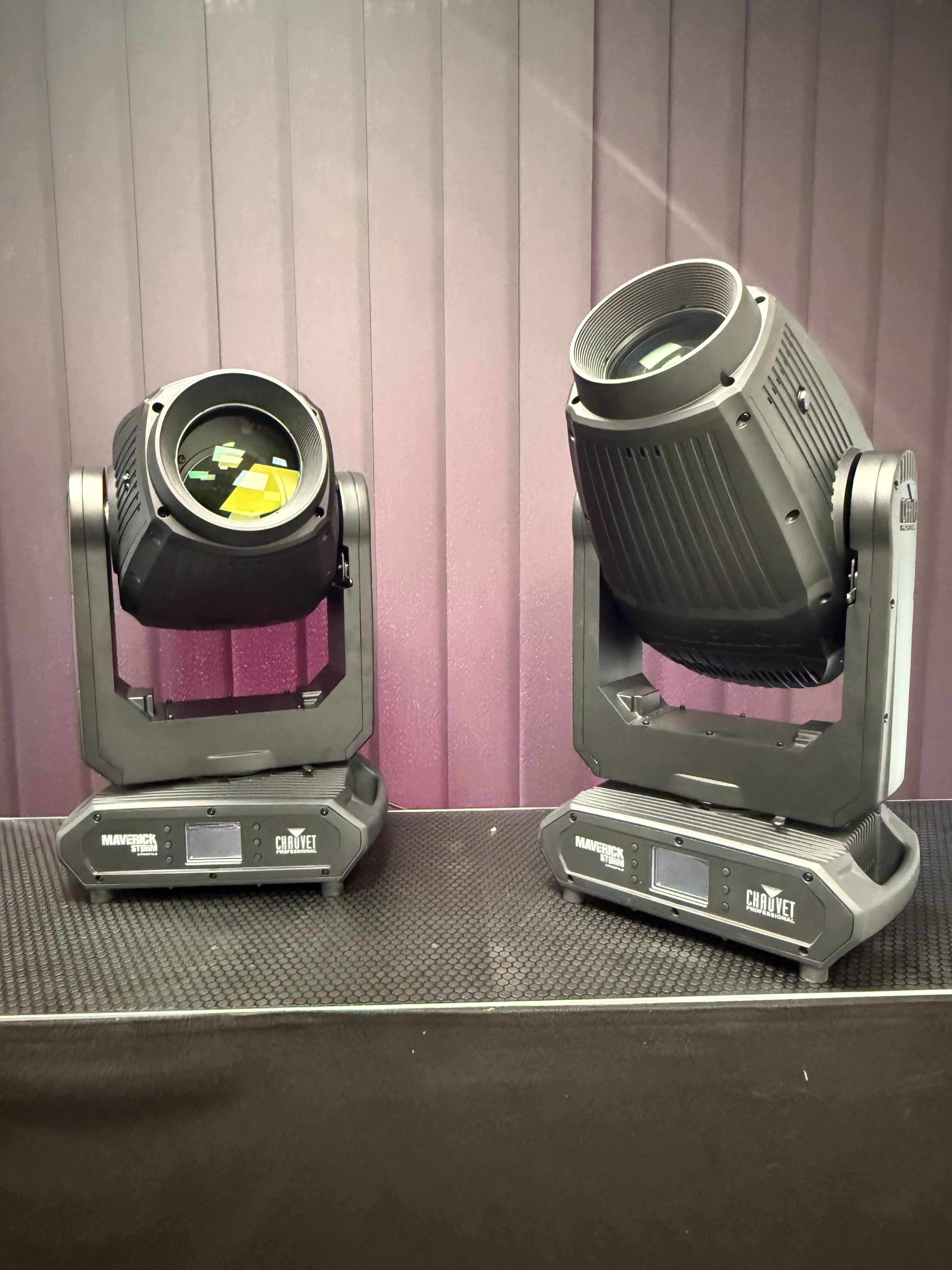 Chauvet Storm 2 Profile en flight case double état neuf