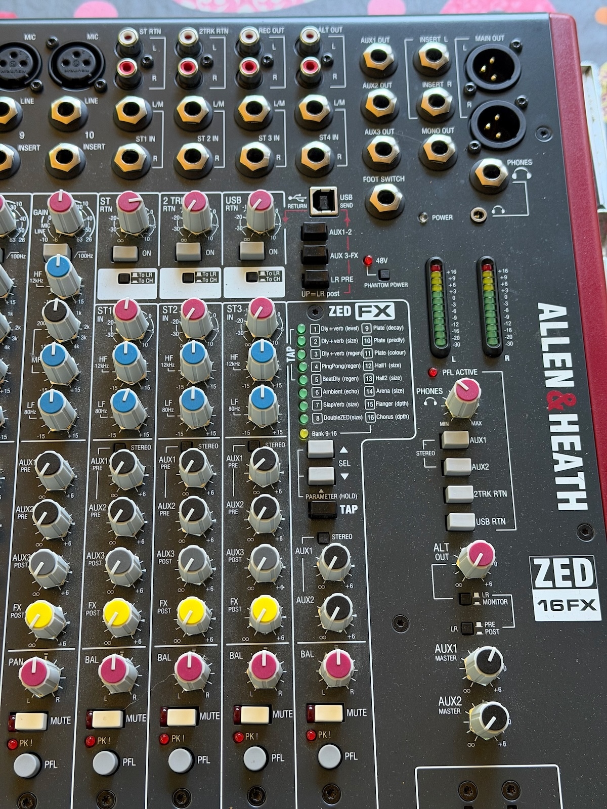 Allen & Heath ZED-16FX (82948)