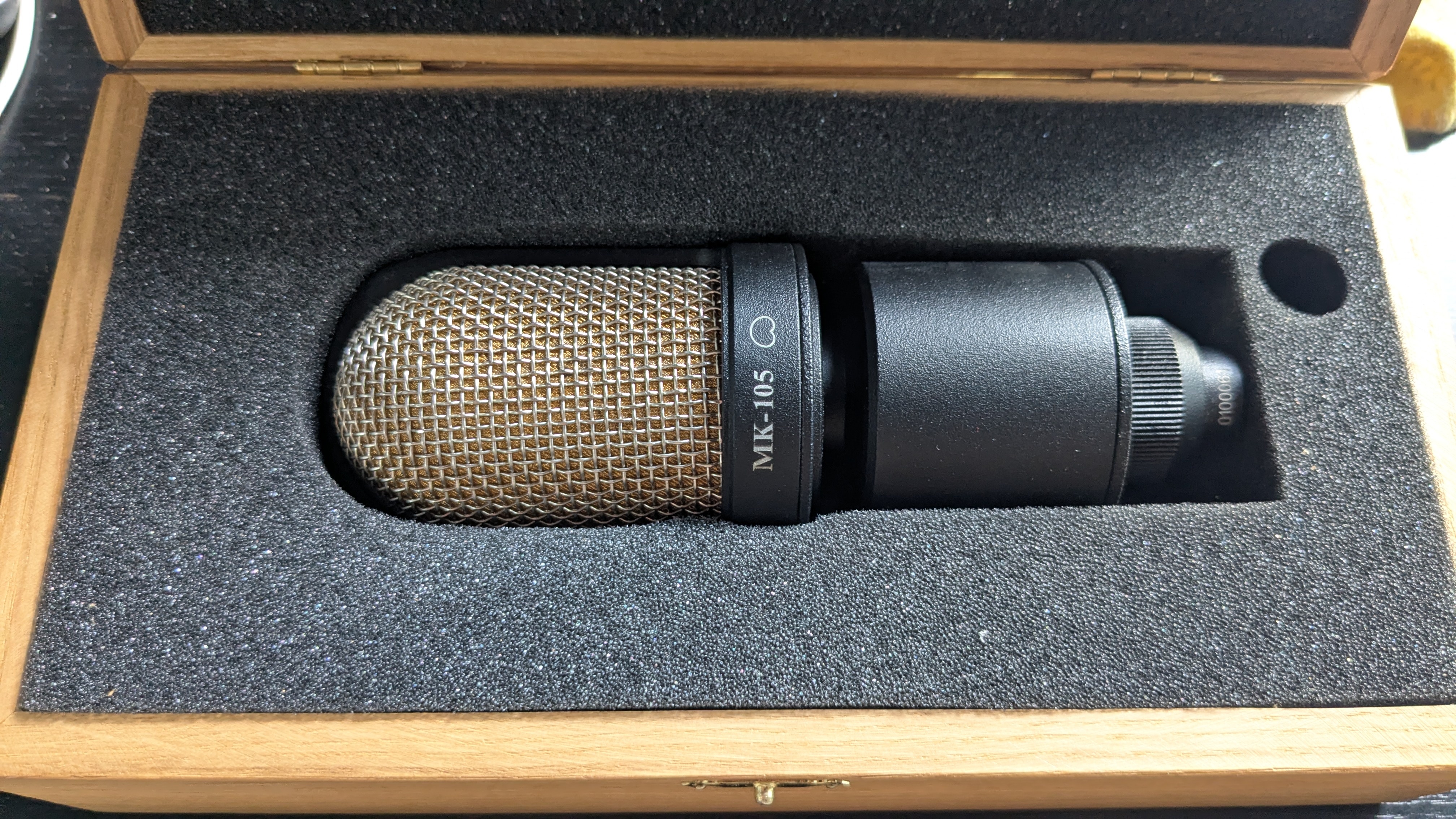 Microphone Studio Oktava Mk105
