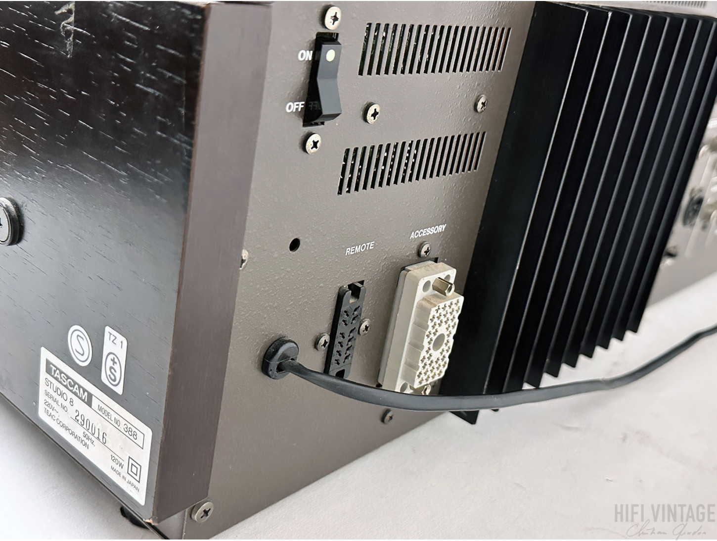 Tascam 388 (59402)