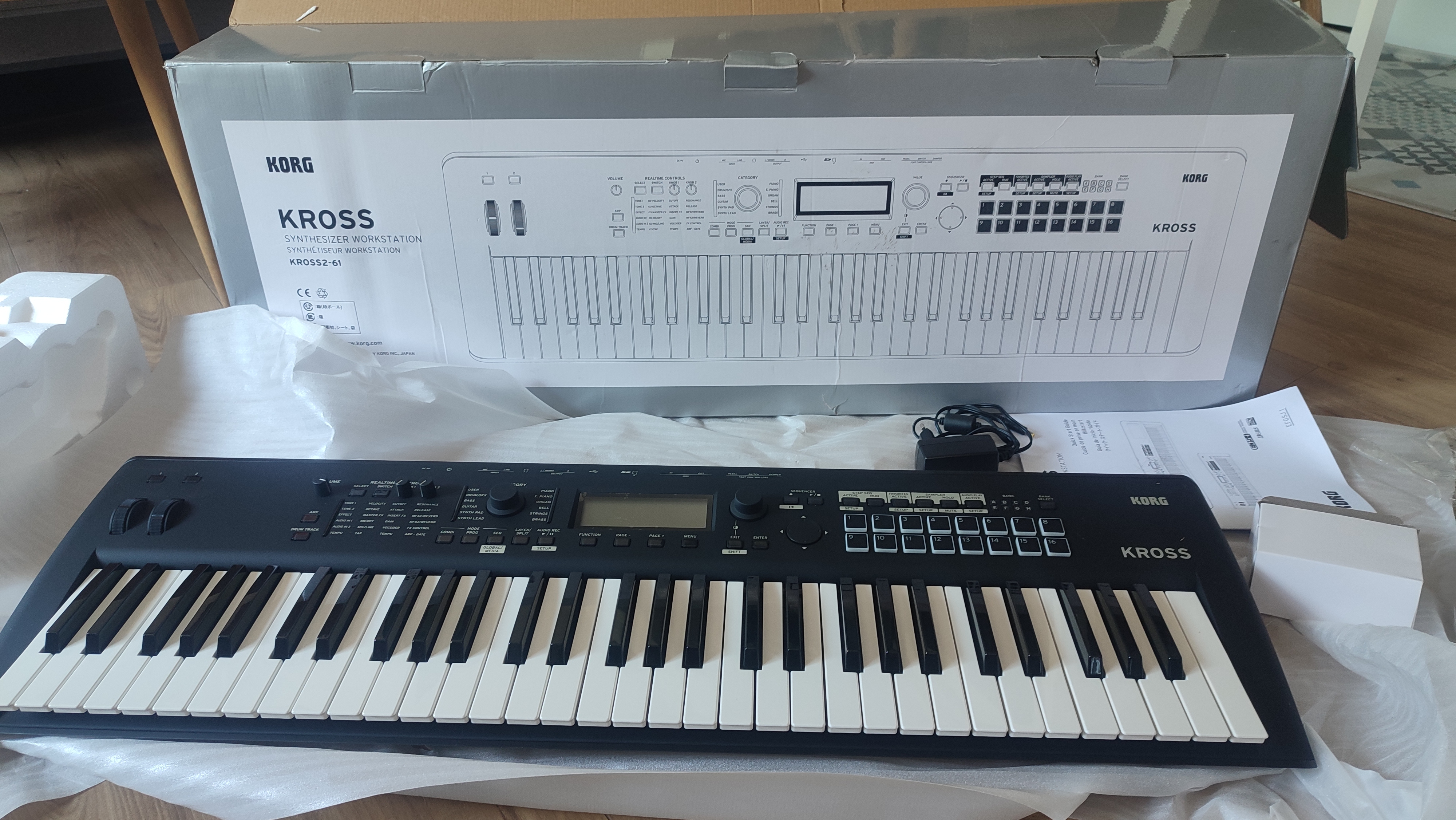 Korg Kross 2-61 neuf