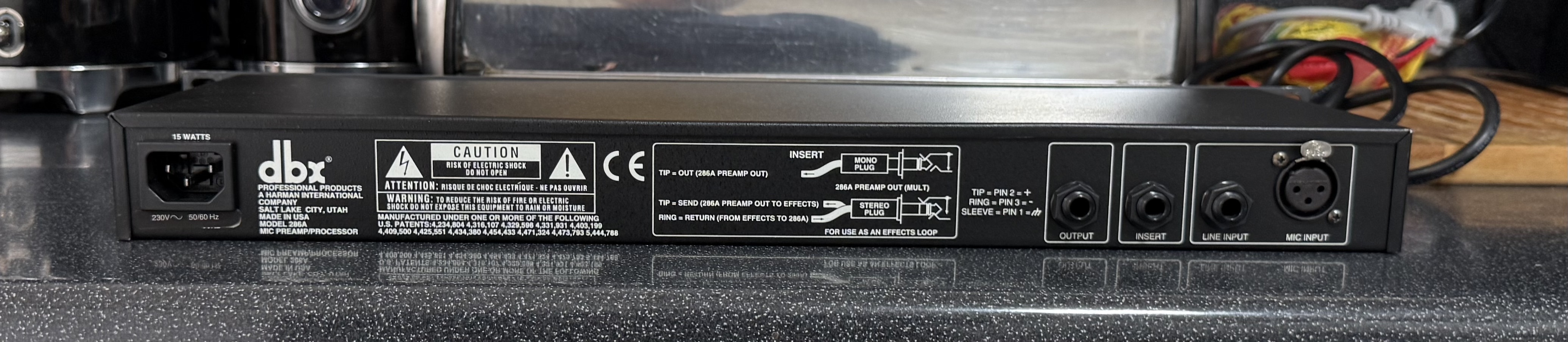 Processeur de préampli micro DBX 286A