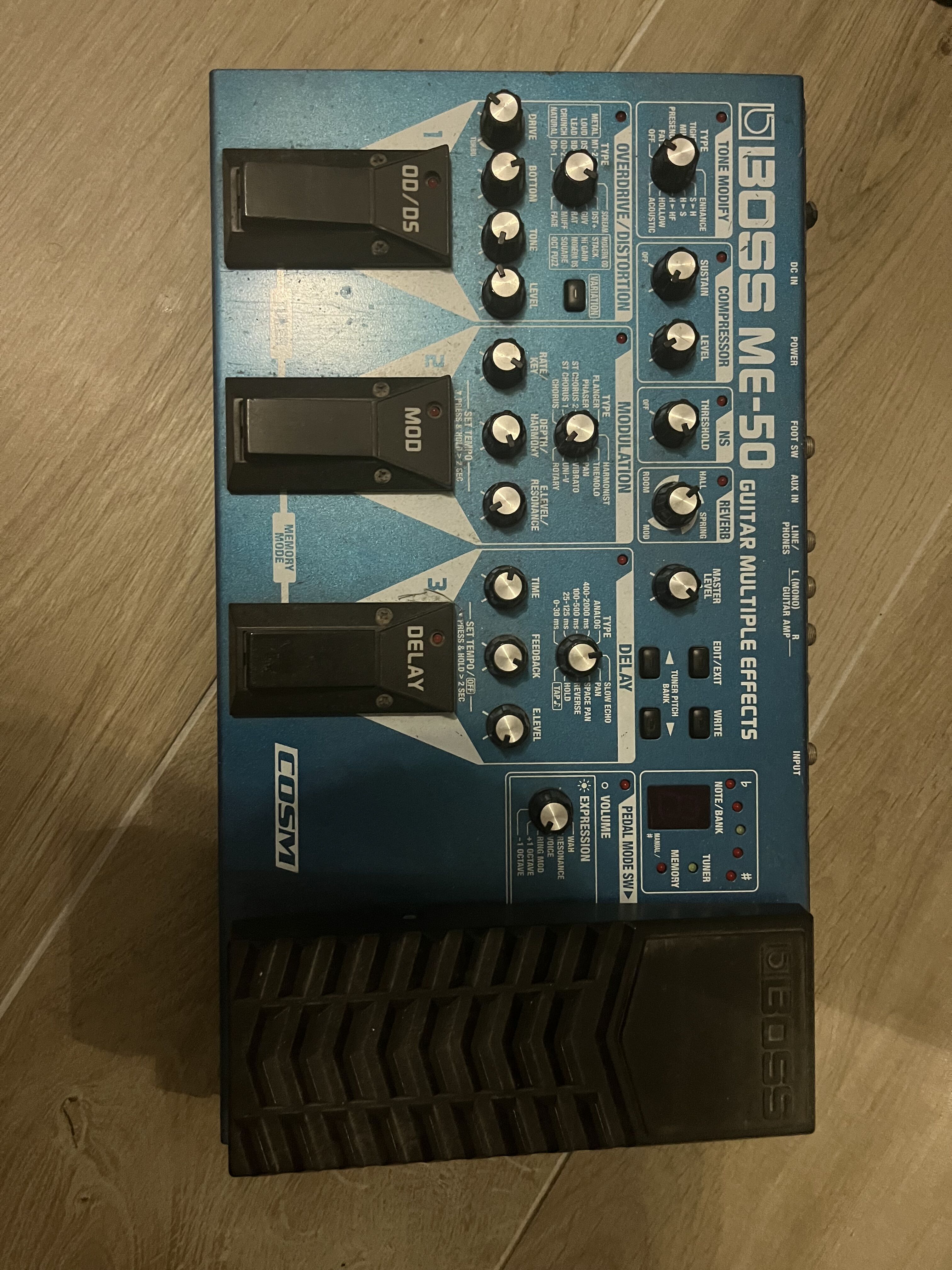 Vends Boss ME-50
