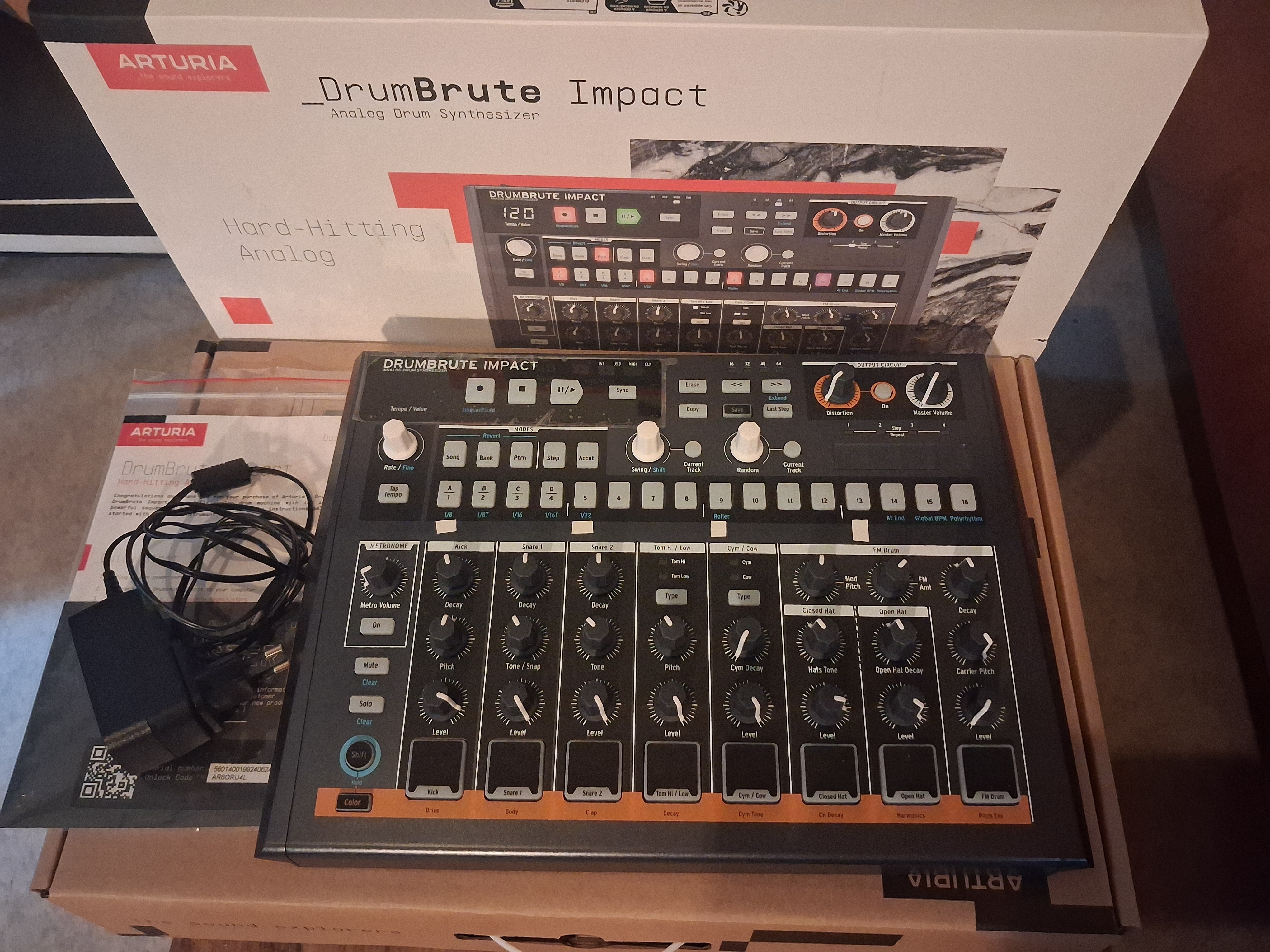 vends drumbrute impact excellent état