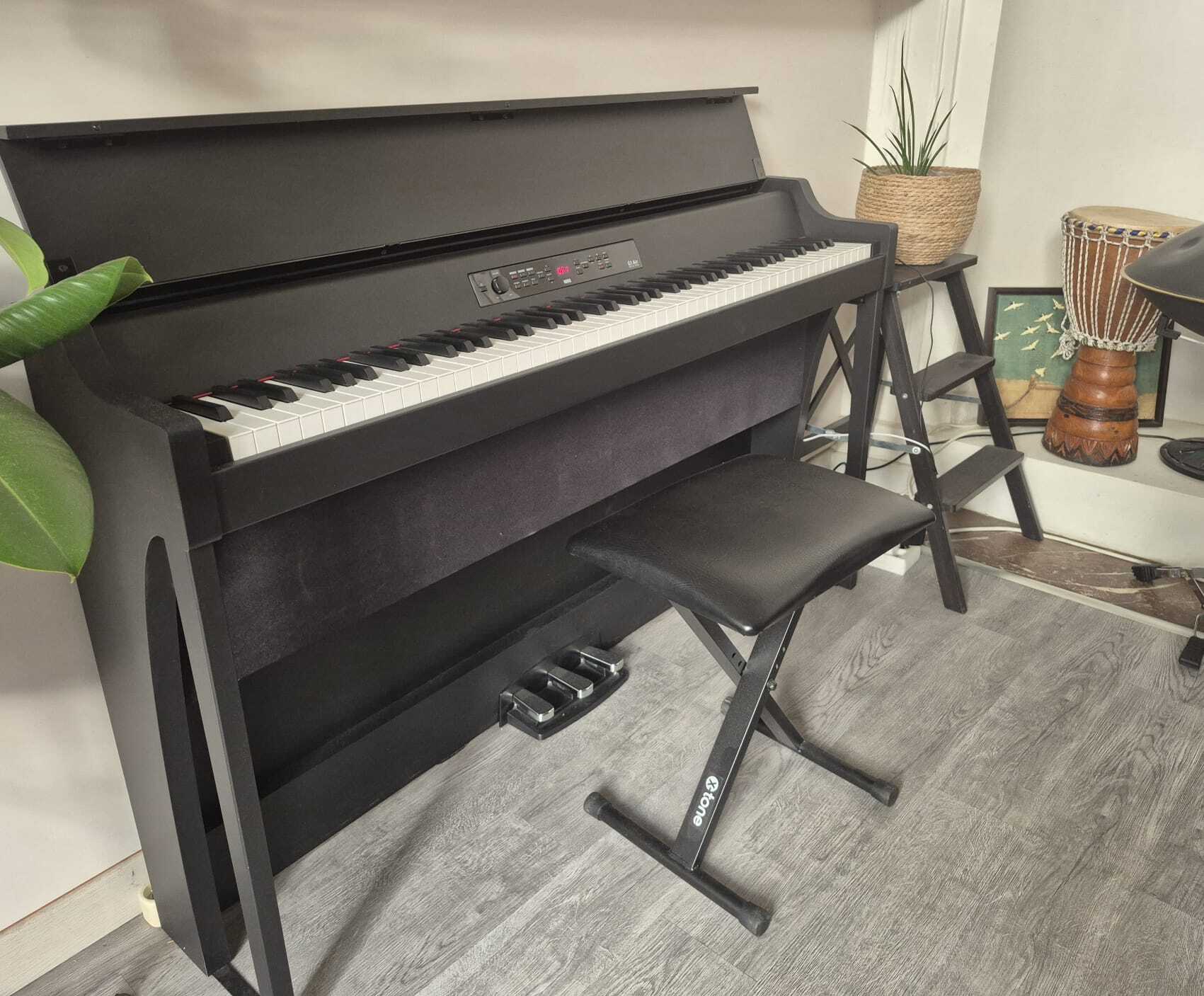 Vends piano numérique Korg G1 Air 