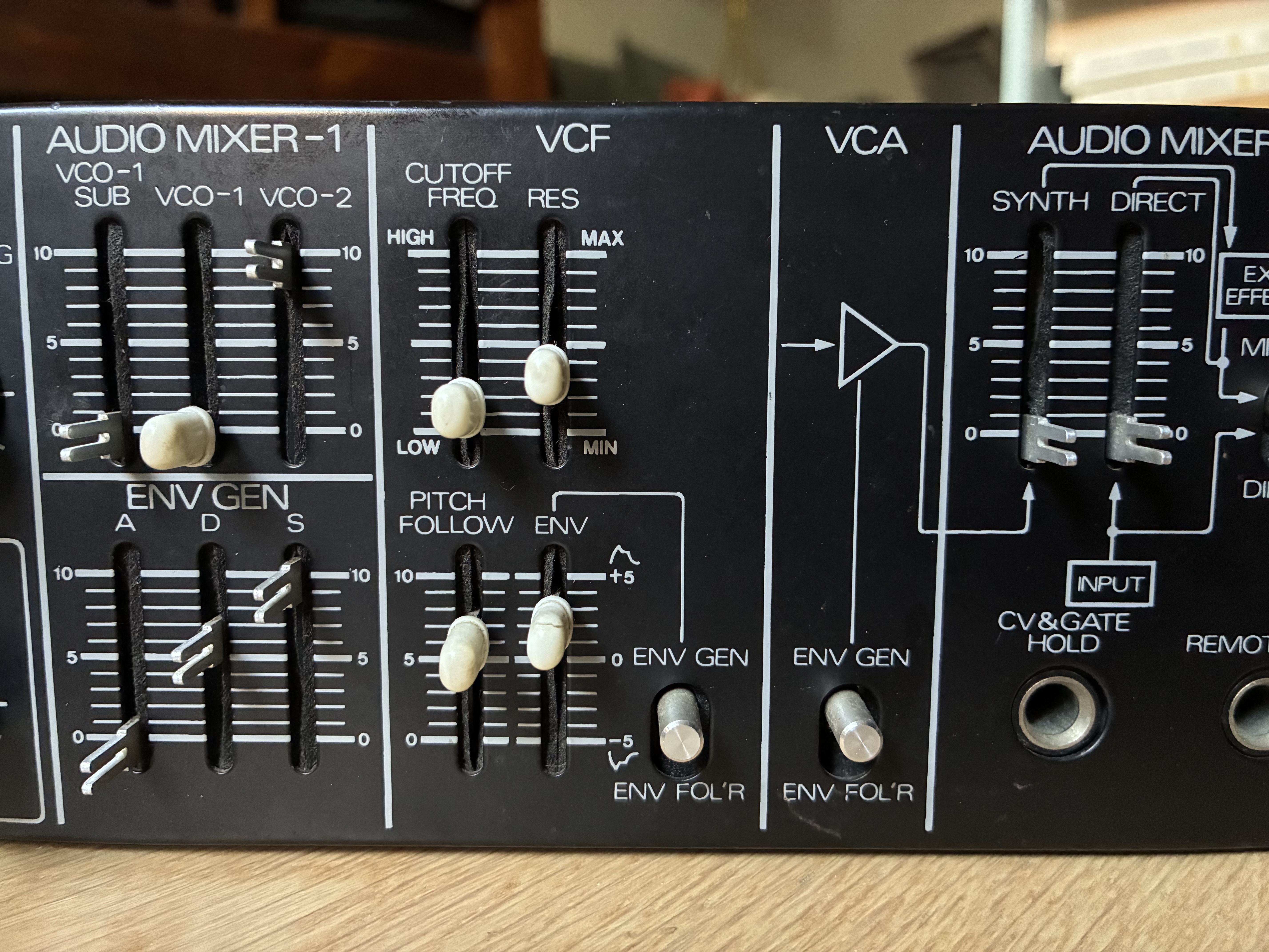 Roland SPV-355 (16657)