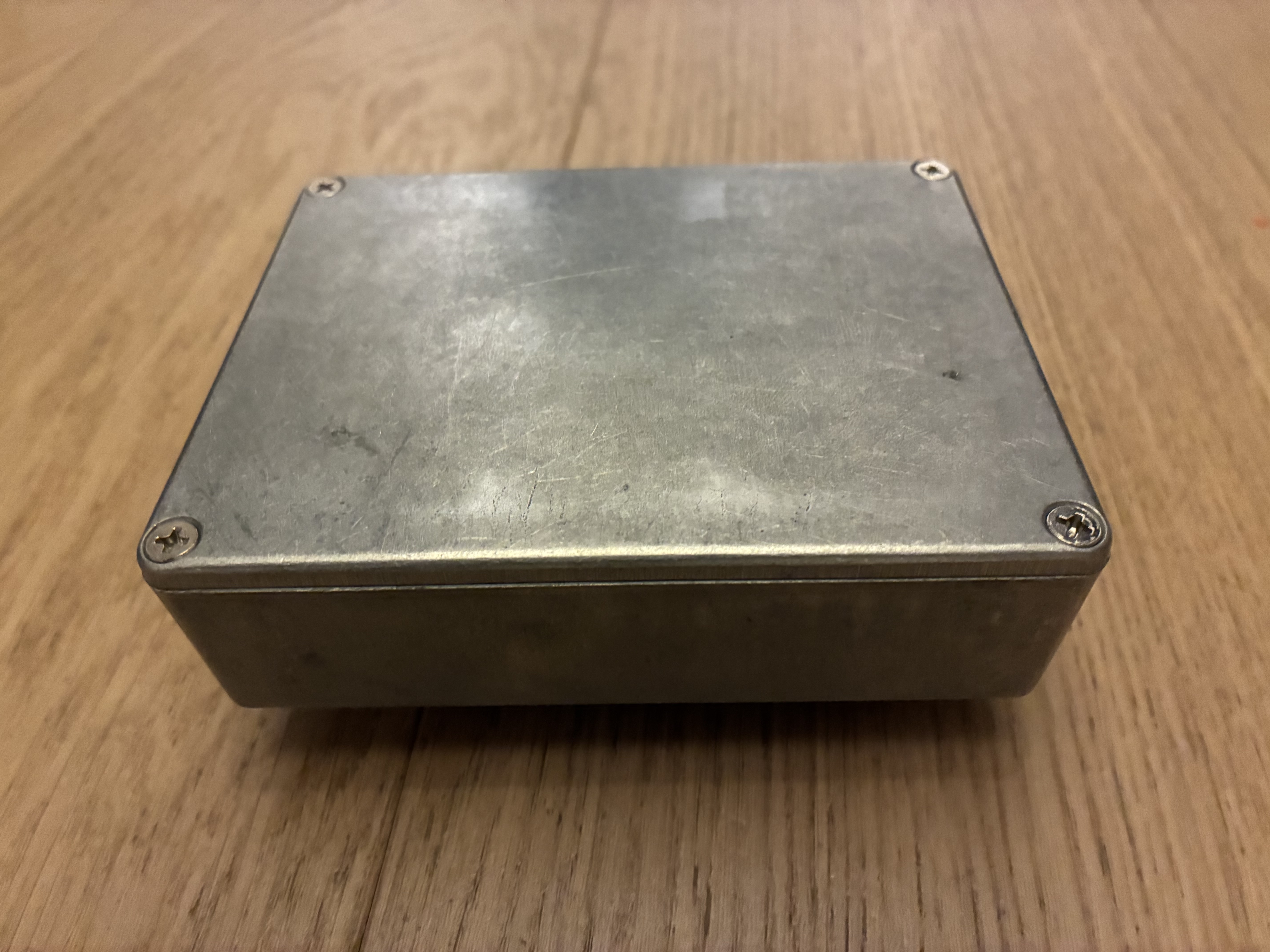 Fairfield Circuitry Meet Maude (8330)