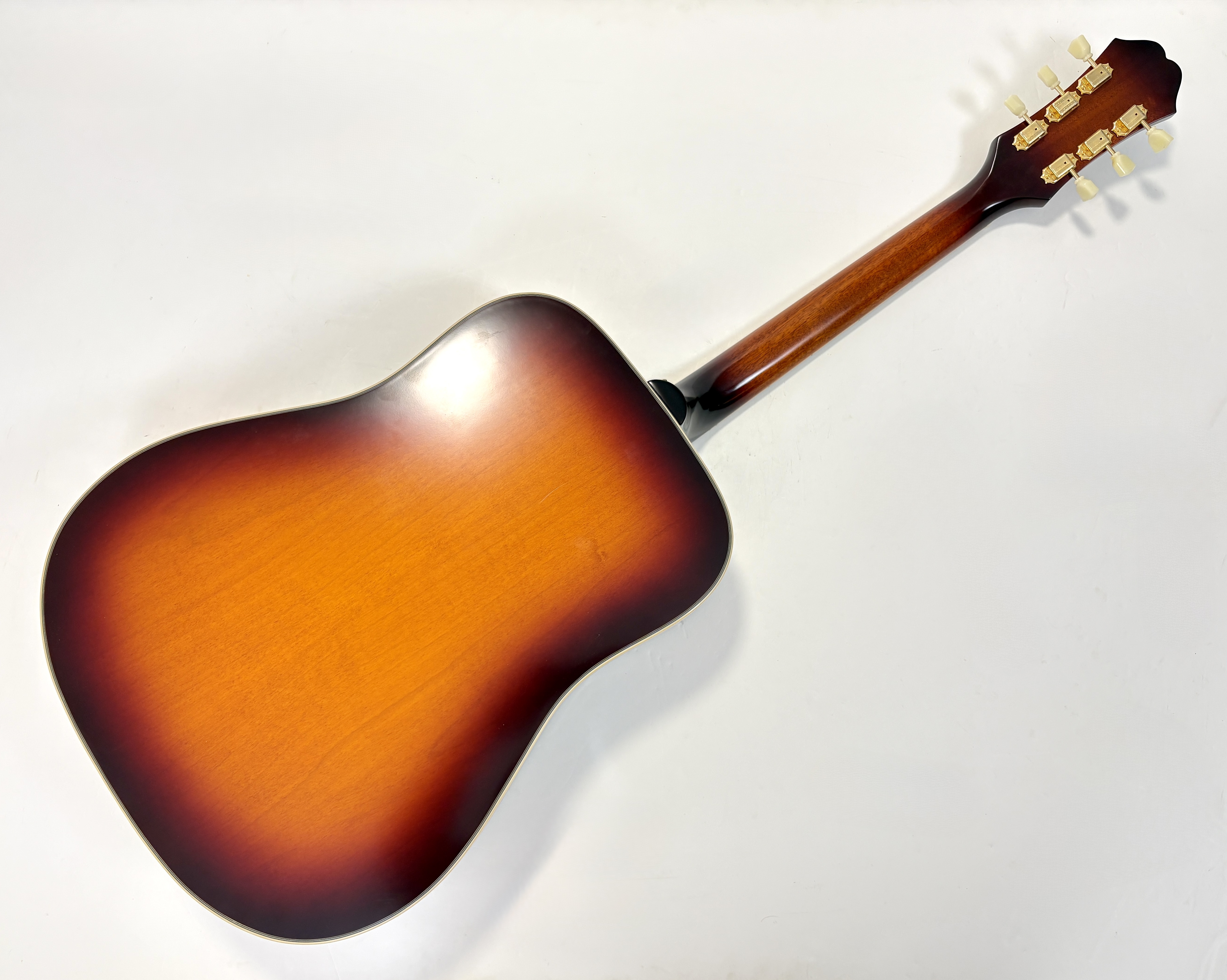 Epiphone Masterbilt Frontier (539)