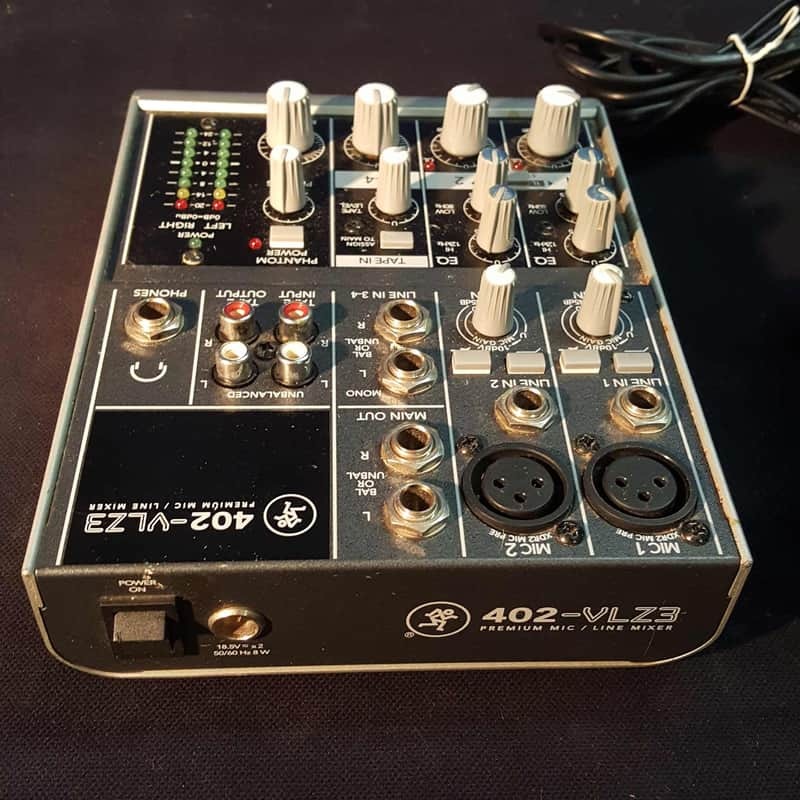 Mackie 402-VLZ3 (79055)