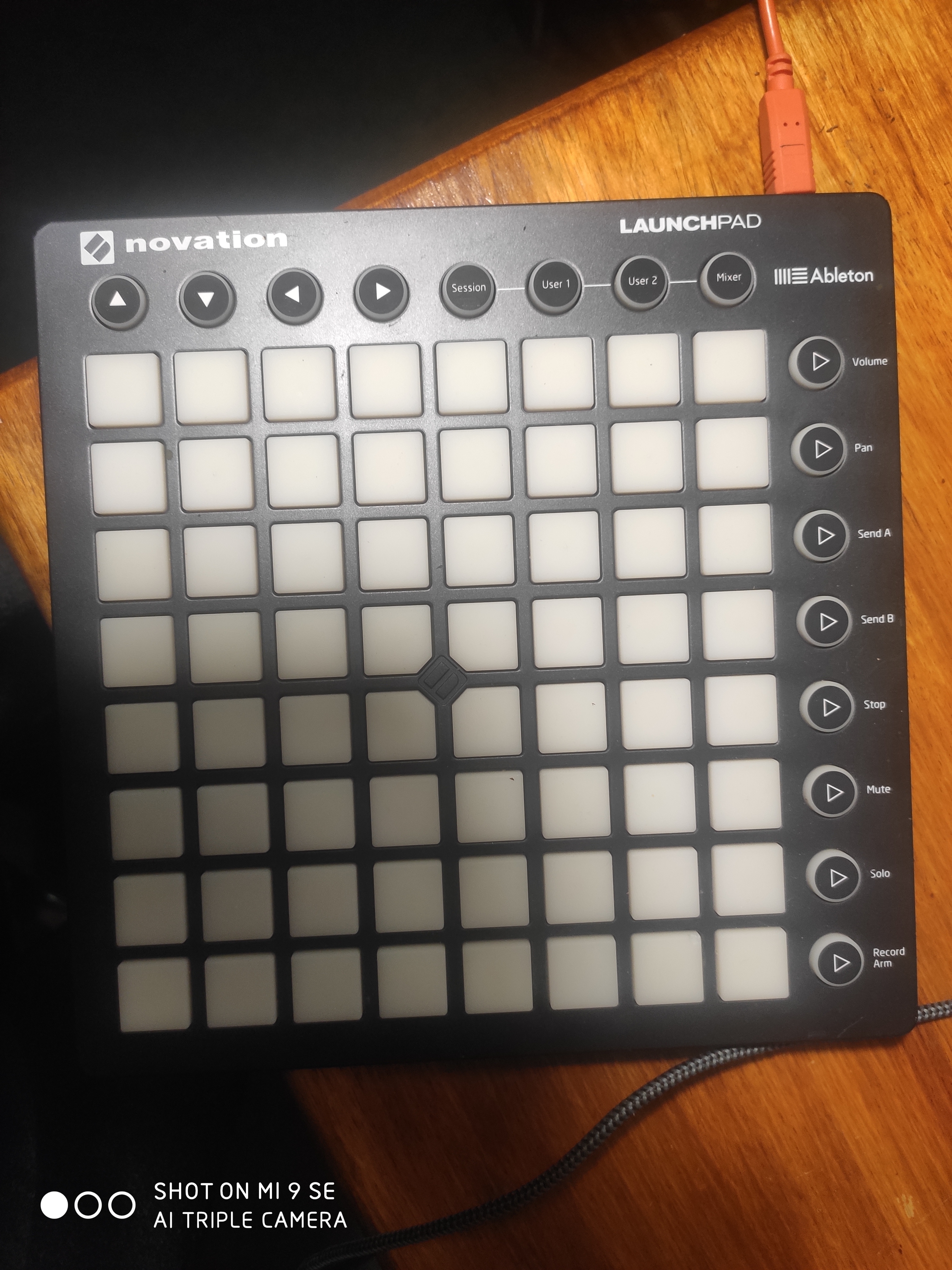 Novation Launchpad mk2